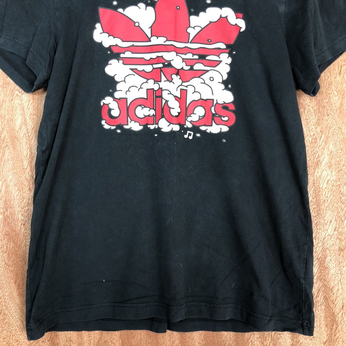 Adidas DLL Adidas Black vintage big logo Short Sleeve Tshirt #1608 Size US M / EU 48-50 / 2 - 6 Thumbnail