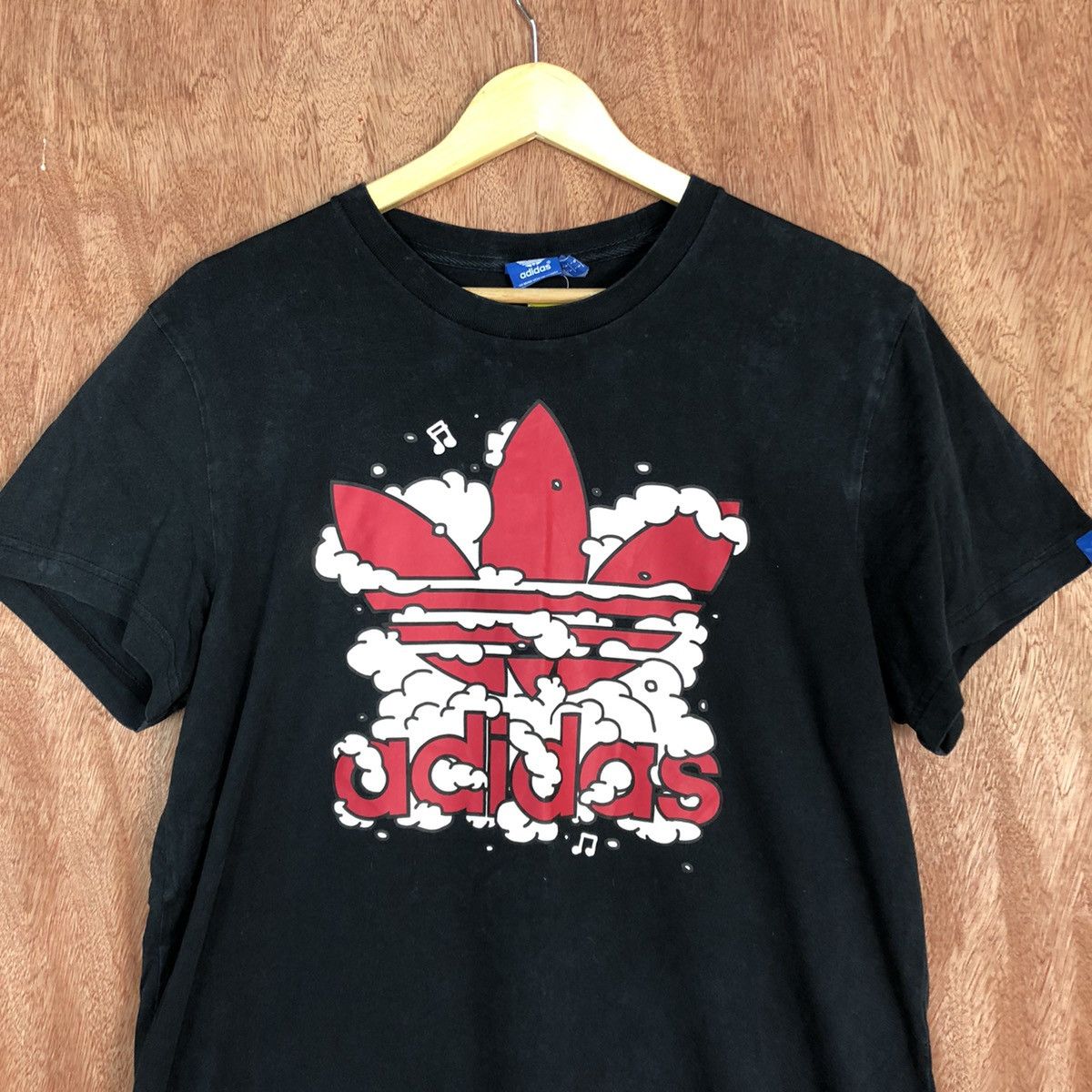 Adidas DLL Adidas Black vintage big logo Short Sleeve Tshirt #1608 Size US M / EU 48-50 / 2 - 2 Thumbnail