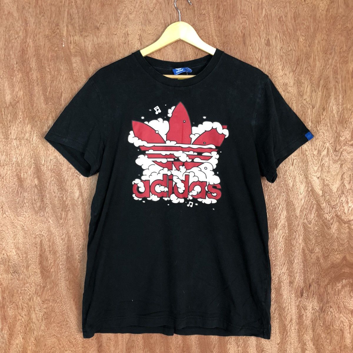 Adidas DLL Adidas Black vintage big logo Short Sleeve Tshirt #1608 Size US M / EU 48-50 / 2 - 3 Thumbnail