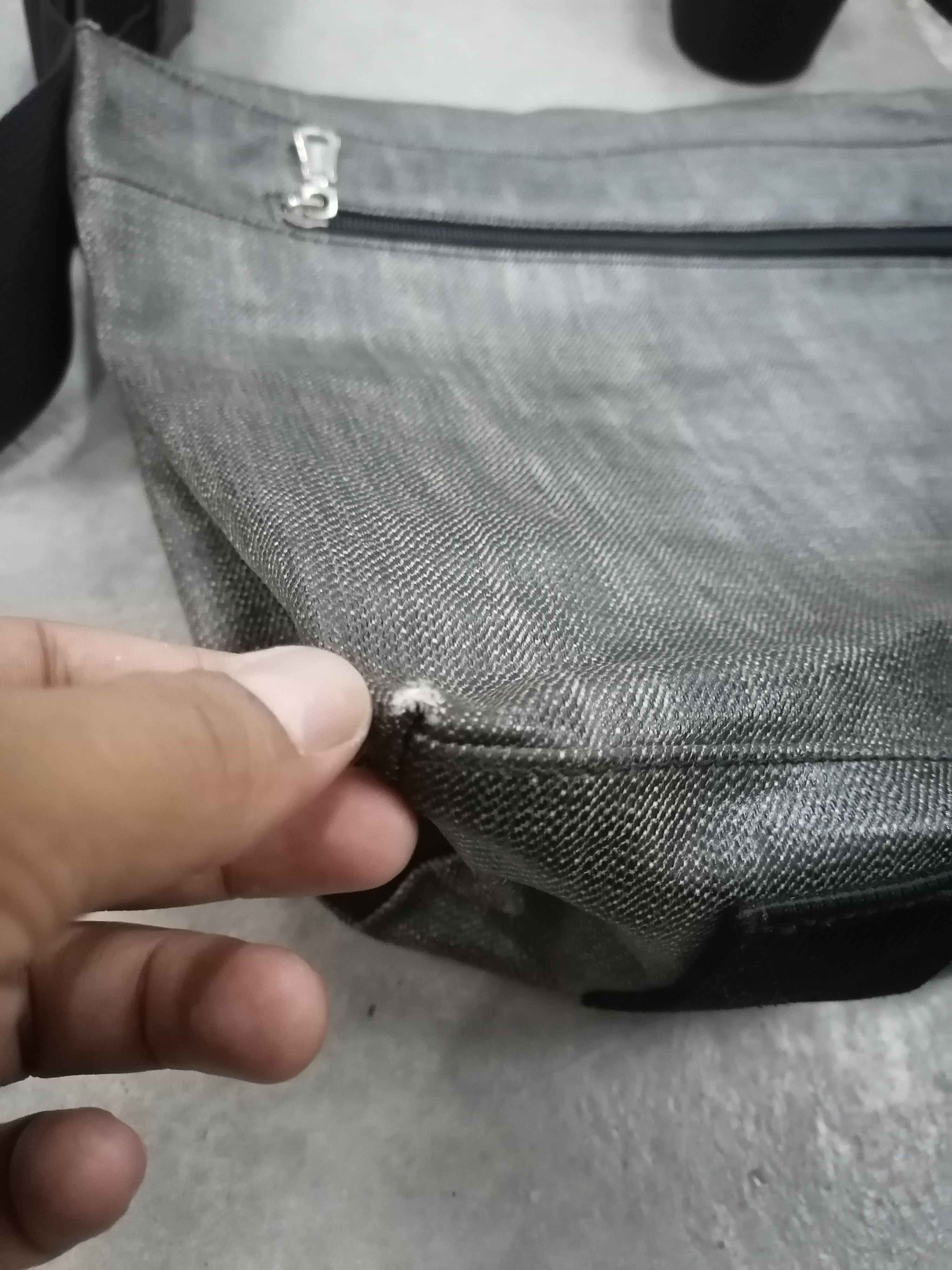 Comme Ca Ism × Japanese Brand Comme Ca Du Mode Men Coated Messenger Bag Size ONE SIZE - 11 Thumbnail