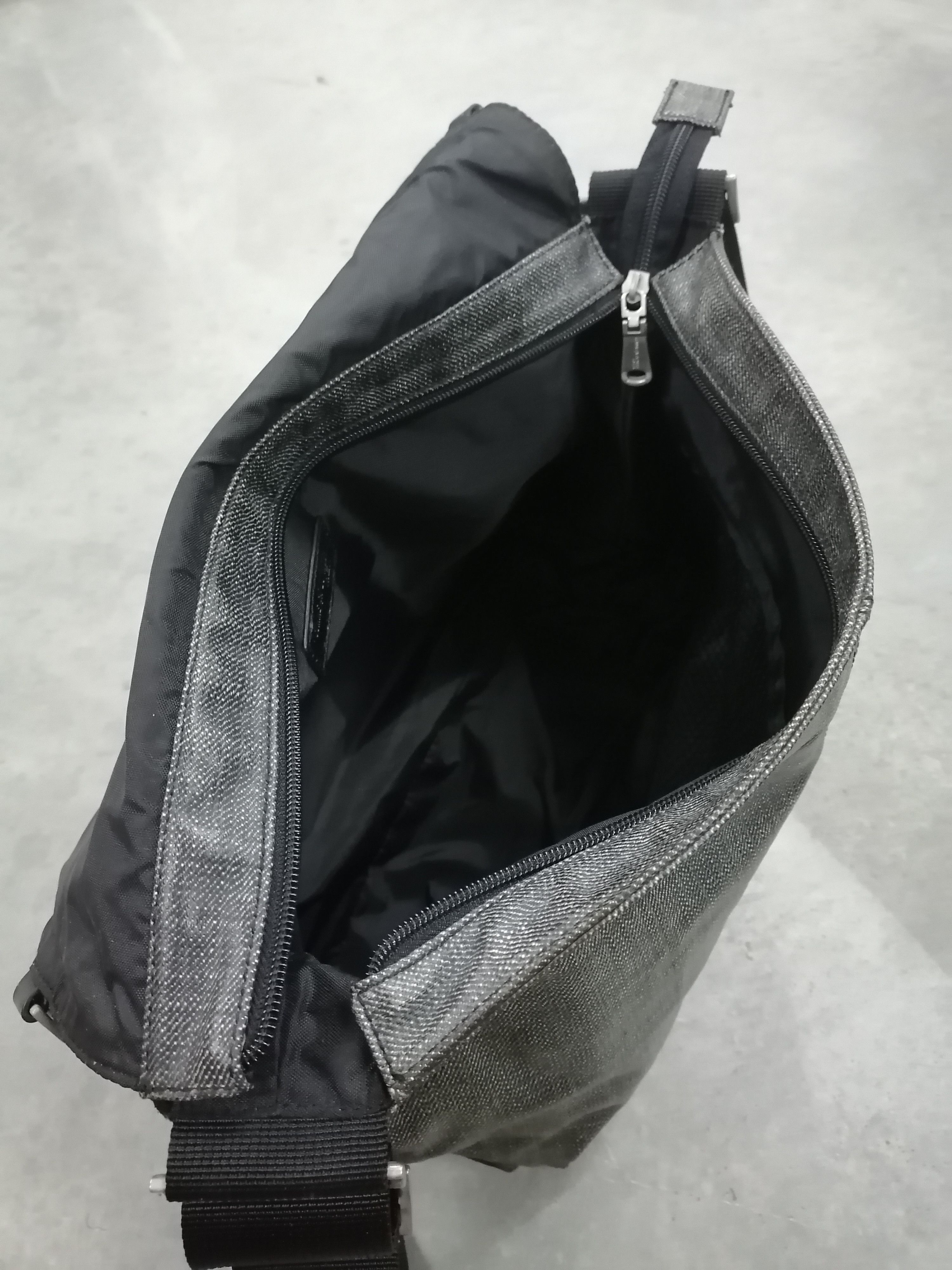 Comme Ca Ism × Japanese Brand Comme Ca Du Mode Men Coated Messenger Bag Size ONE SIZE - 12 Thumbnail