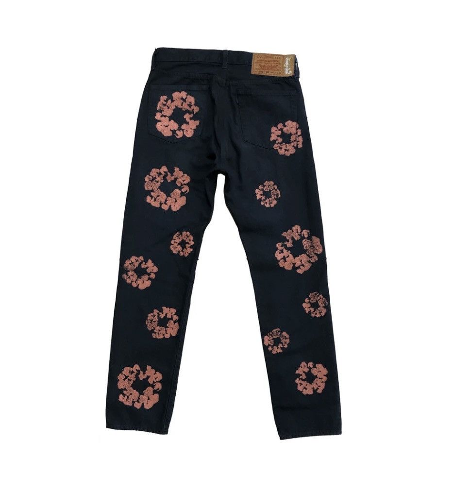 DENIM TEARS × Levi's Denim Tears Levis Red Clay Cotton Wreath Jeans Size US 32 / EU 48 - 2 Thumbnail