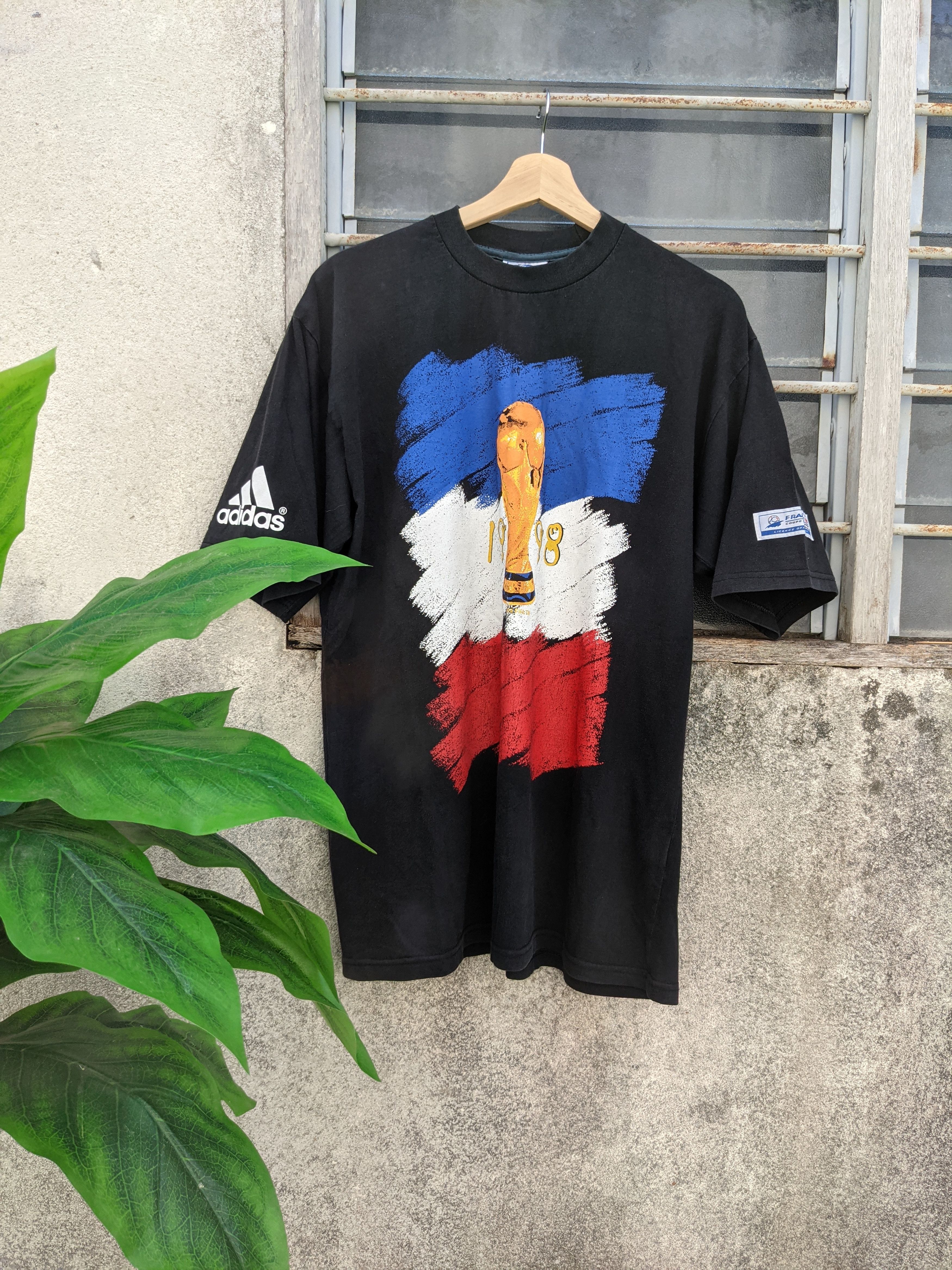 Vintage Fifa World Cup France 1998 tshirts