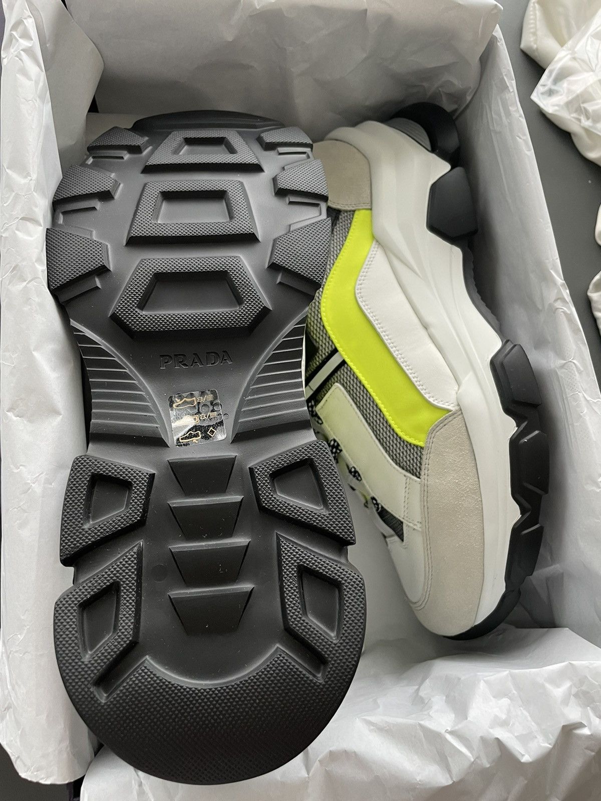 Prada Rare Limited Edition Logo Mid Top Leather Sneakers Brand New Size US 9 / EU 42 - 19 Thumbnail