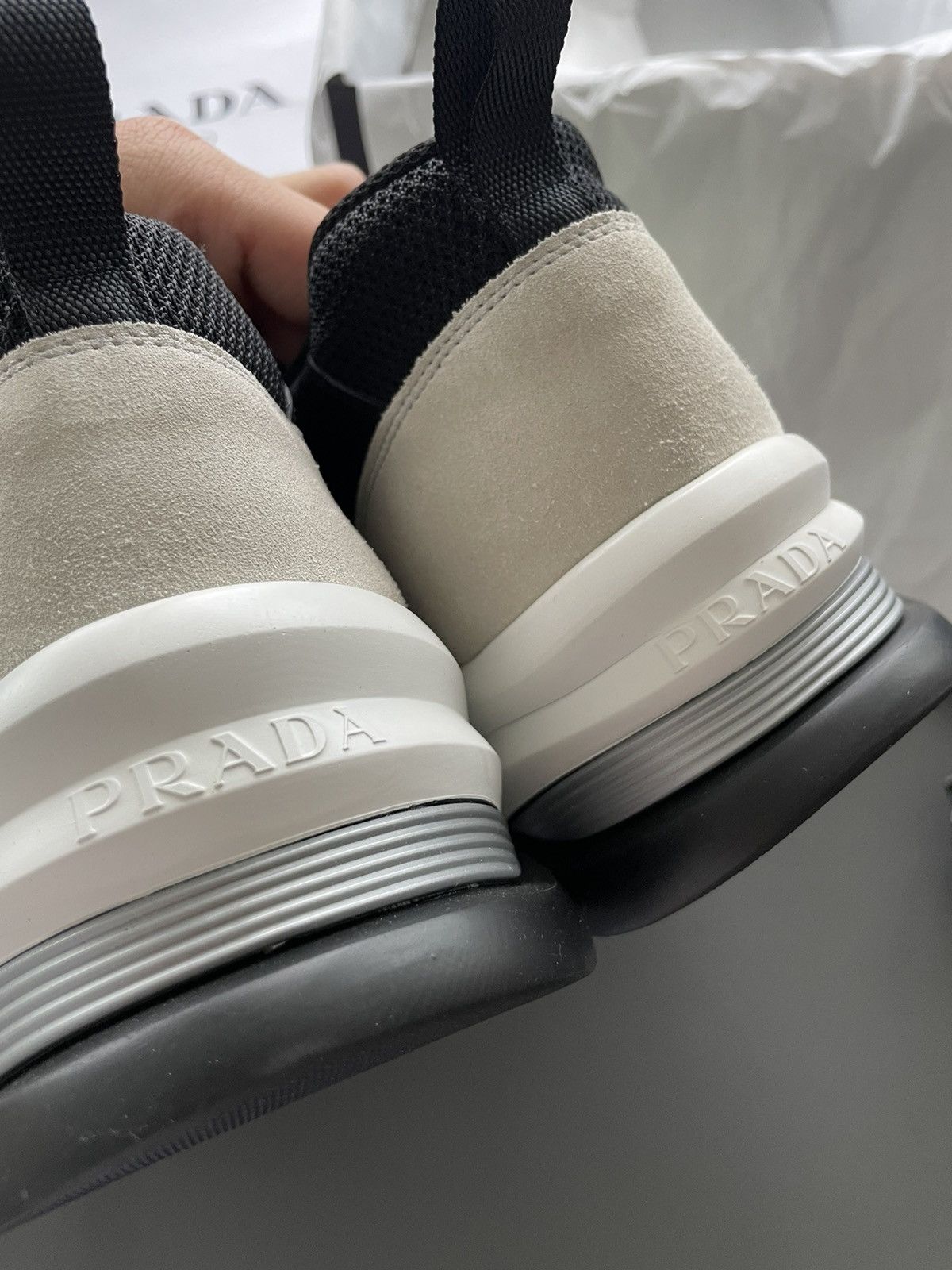 Prada Rare Limited Edition Logo Mid Top Leather Sneakers Brand New Size US 9 / EU 42 - 5 Thumbnail