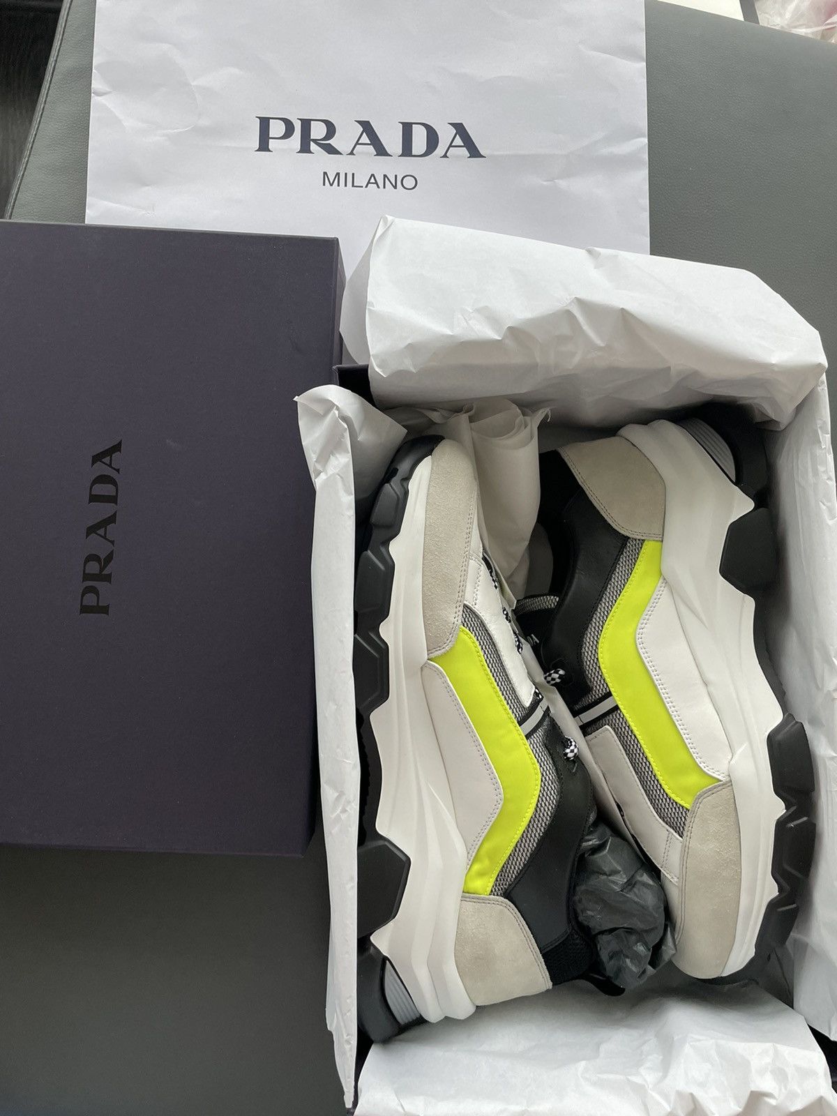Prada Rare Limited Edition Logo Mid Top Leather Sneakers Brand New Size US 9 / EU 42 - 10 Thumbnail