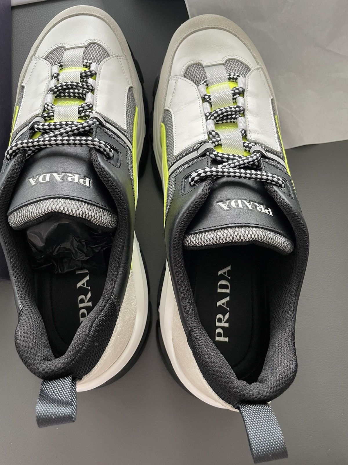 Prada Rare Limited Edition Logo Mid Top Leather Sneakers Brand New Size US 9 / EU 42 - 22 Thumbnail