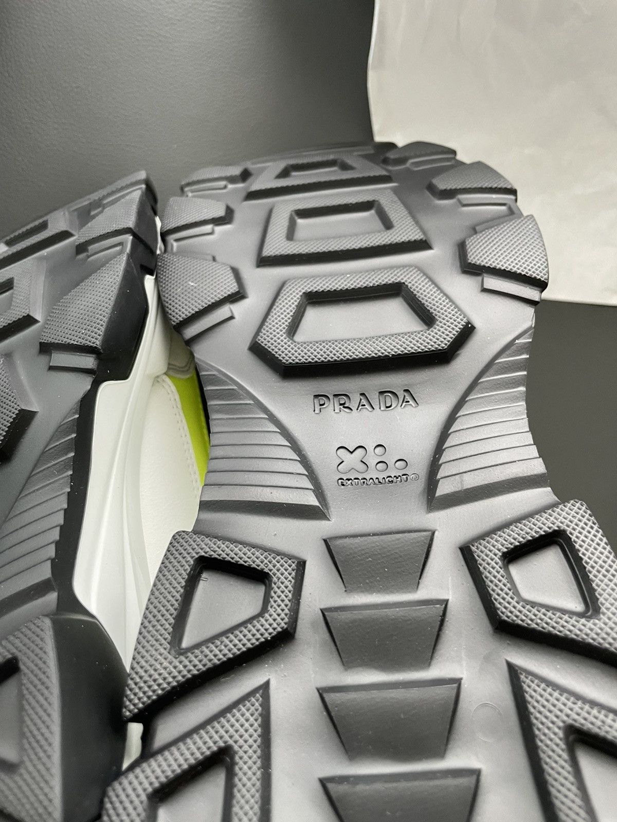 Prada Rare Limited Edition Logo Mid Top Leather Sneakers Brand New Size US 9 / EU 42 - 24 Thumbnail