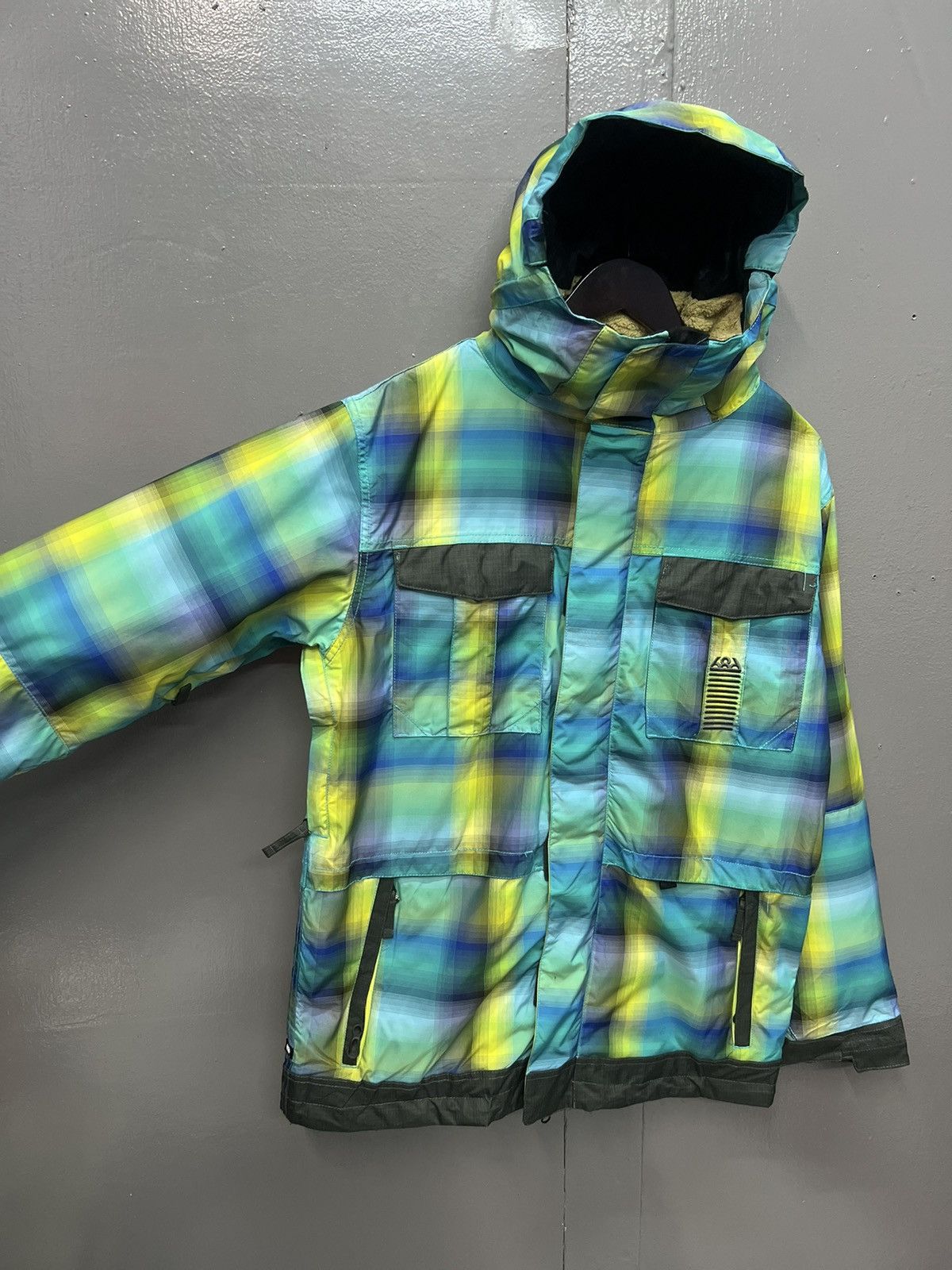 Japanese Brand STEALS🔥686 MICHAEL AKIRA WEST INFIDRY WATERPROOF SKI JACKET Size US M / EU 48-50 / 2 - 8 Thumbnail