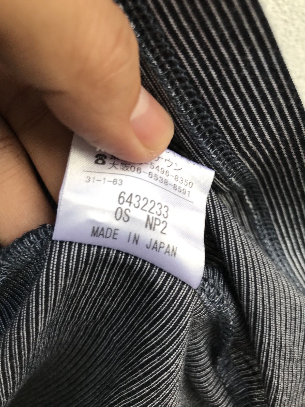 Guy Laroche Guy Laroche Homme LS Half Button Neck Made In Japan Size US M / EU 48-50 / 2 - 9 Thumbnail