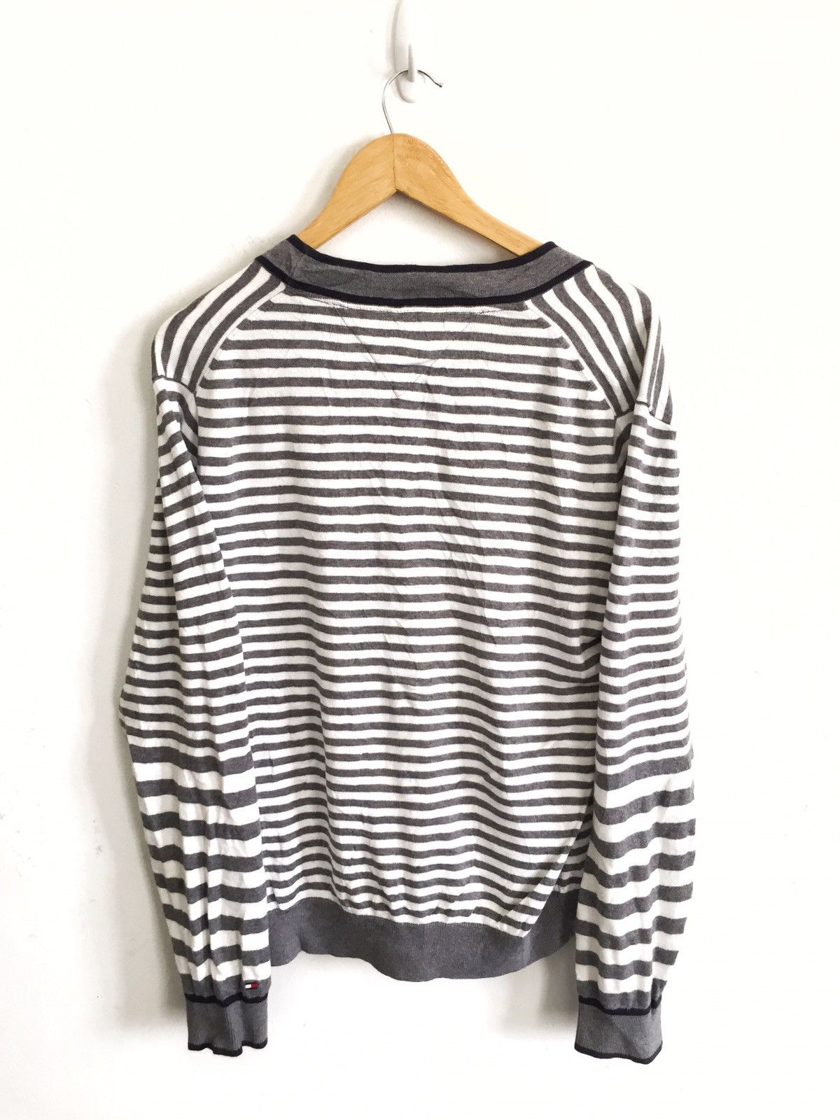 Tommy Hilfiger TOMMY HILFIGER Size M Armpit 22"Stripes Cardigan Sweater Size US M / EU 48-50 / 2 - 3 Thumbnail