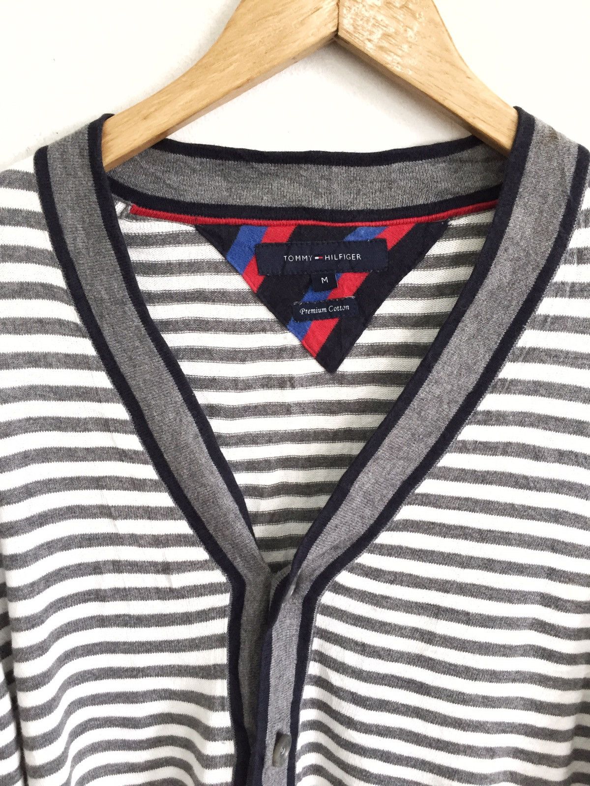 Tommy Hilfiger TOMMY HILFIGER Size M Armpit 22"Stripes Cardigan Sweater Size US M / EU 48-50 / 2 - 2 Thumbnail