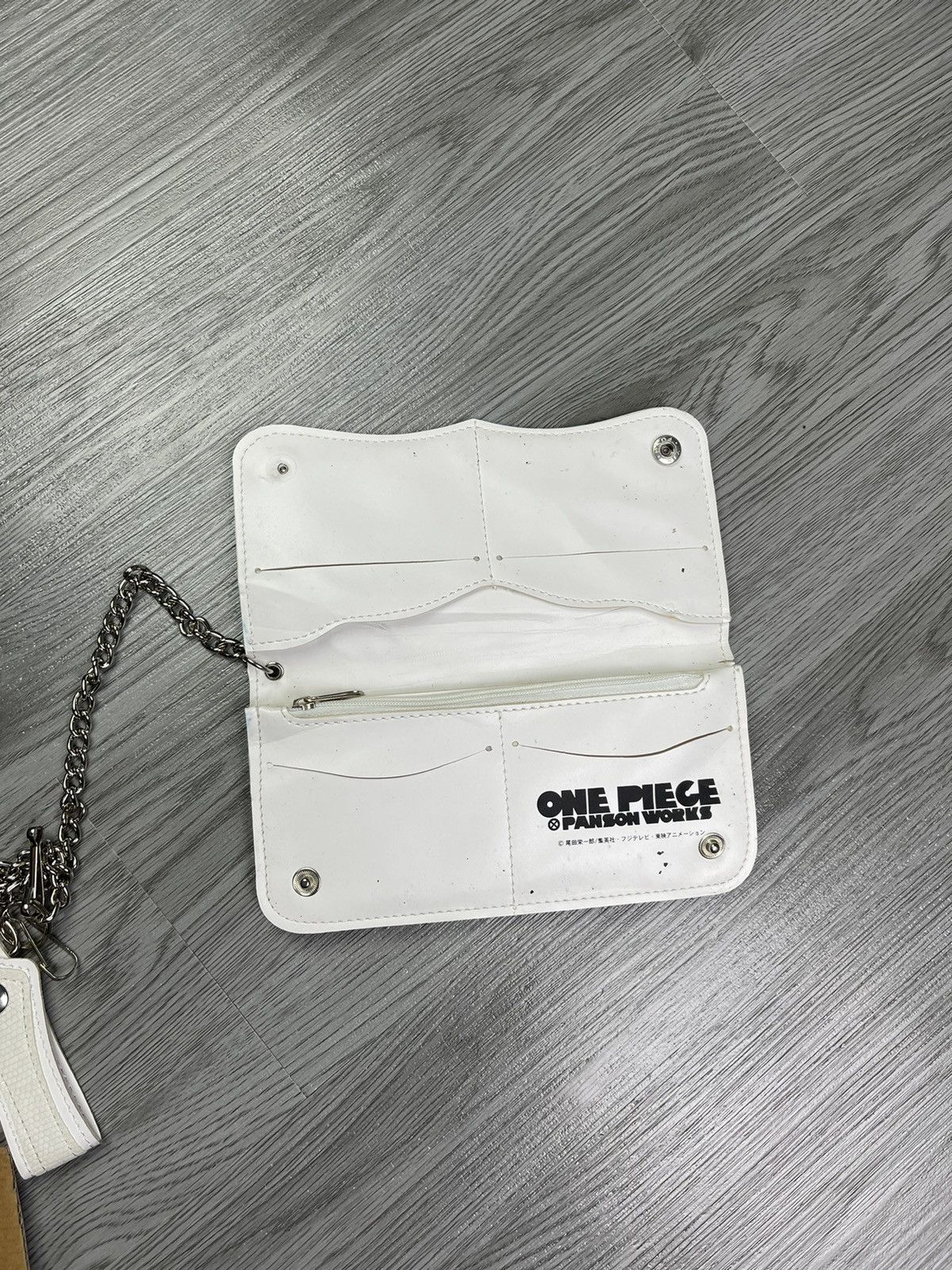 Anime × Japanese Brand × One Piece One Piece Mugiwara Pirates Chooper long wallet Size ONE SIZE - 2 Thumbnail