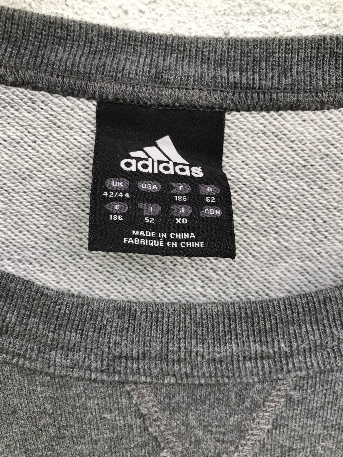 Adidas Adidas 3 Stripes Big Logo Crewneck Sweatshirt Size US M / EU 48-50 / 2 - 6 Thumbnail
