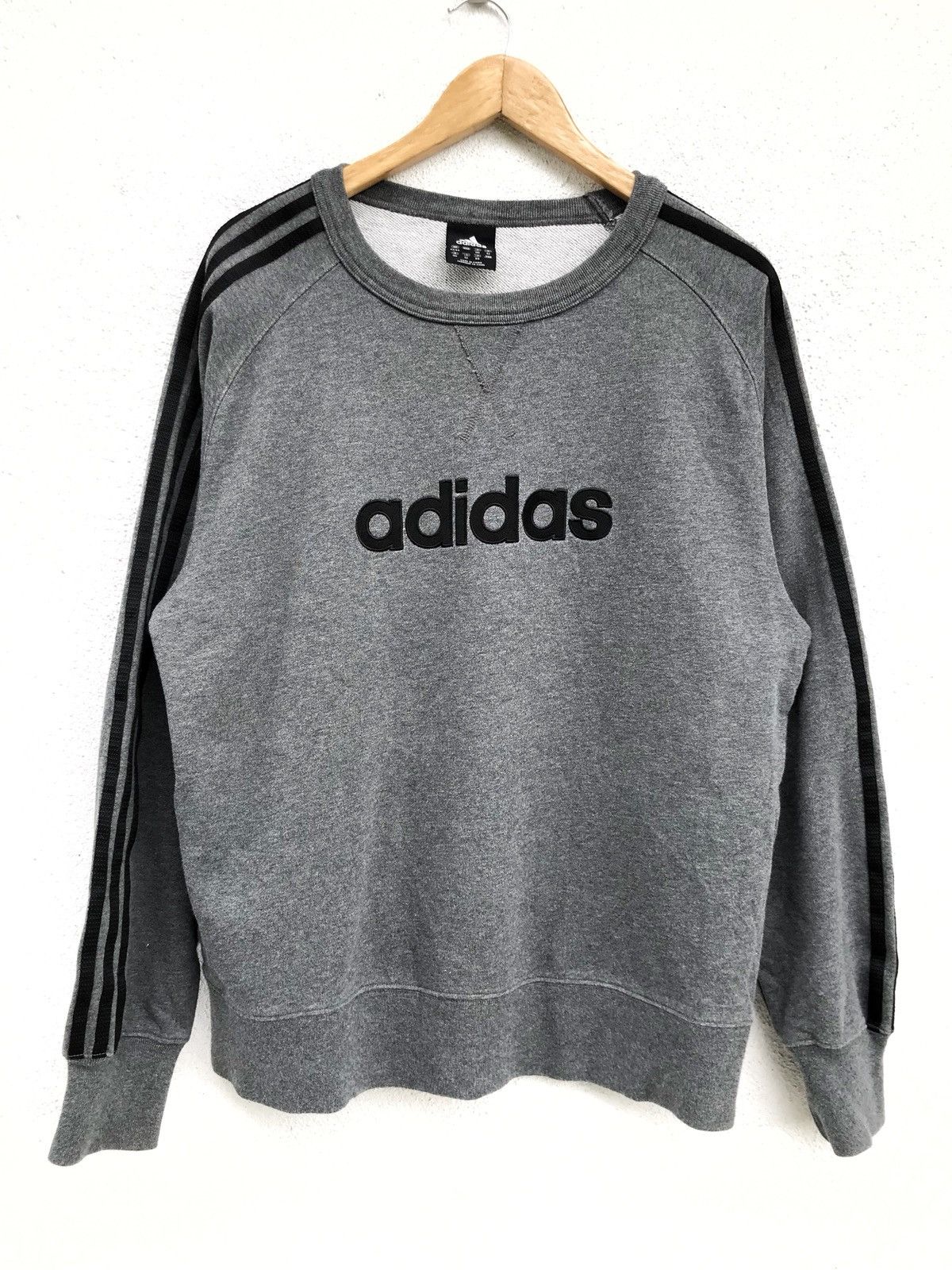 Adidas Adidas 3 Stripes Big Logo Crewneck Sweatshirt Size US M / EU 48-50 / 2 - 1 Thumbnail