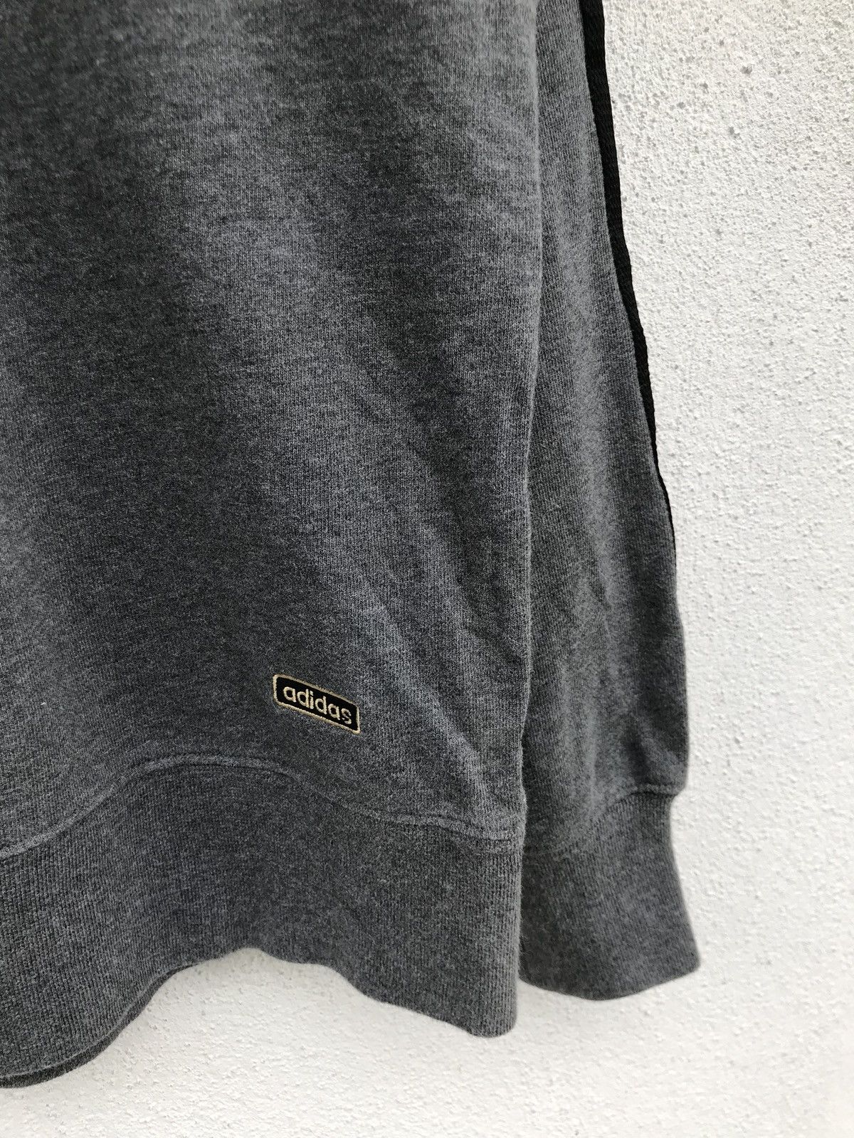 Adidas Adidas 3 Stripes Big Logo Crewneck Sweatshirt Size US M / EU 48-50 / 2 - 5 Thumbnail