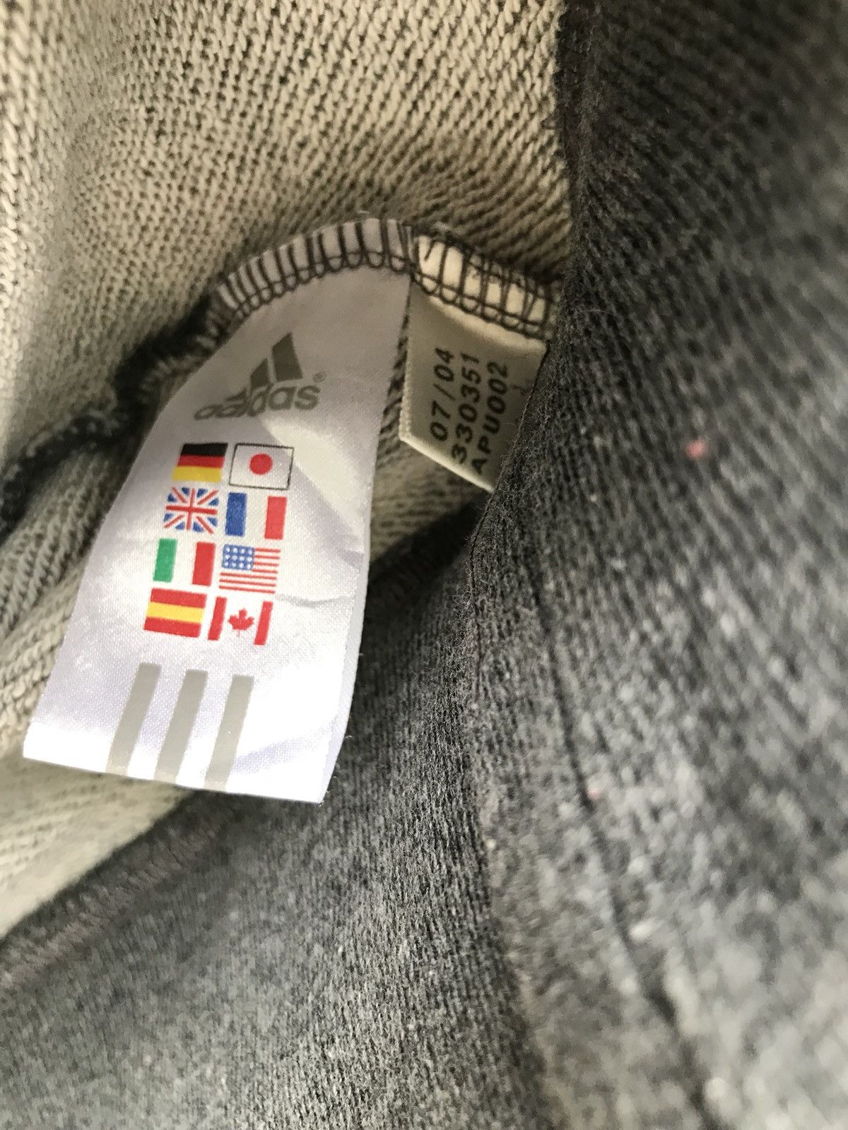 Adidas Adidas 3 Stripes Big Logo Crewneck Sweatshirt Size US M / EU 48-50 / 2 - 7 Thumbnail