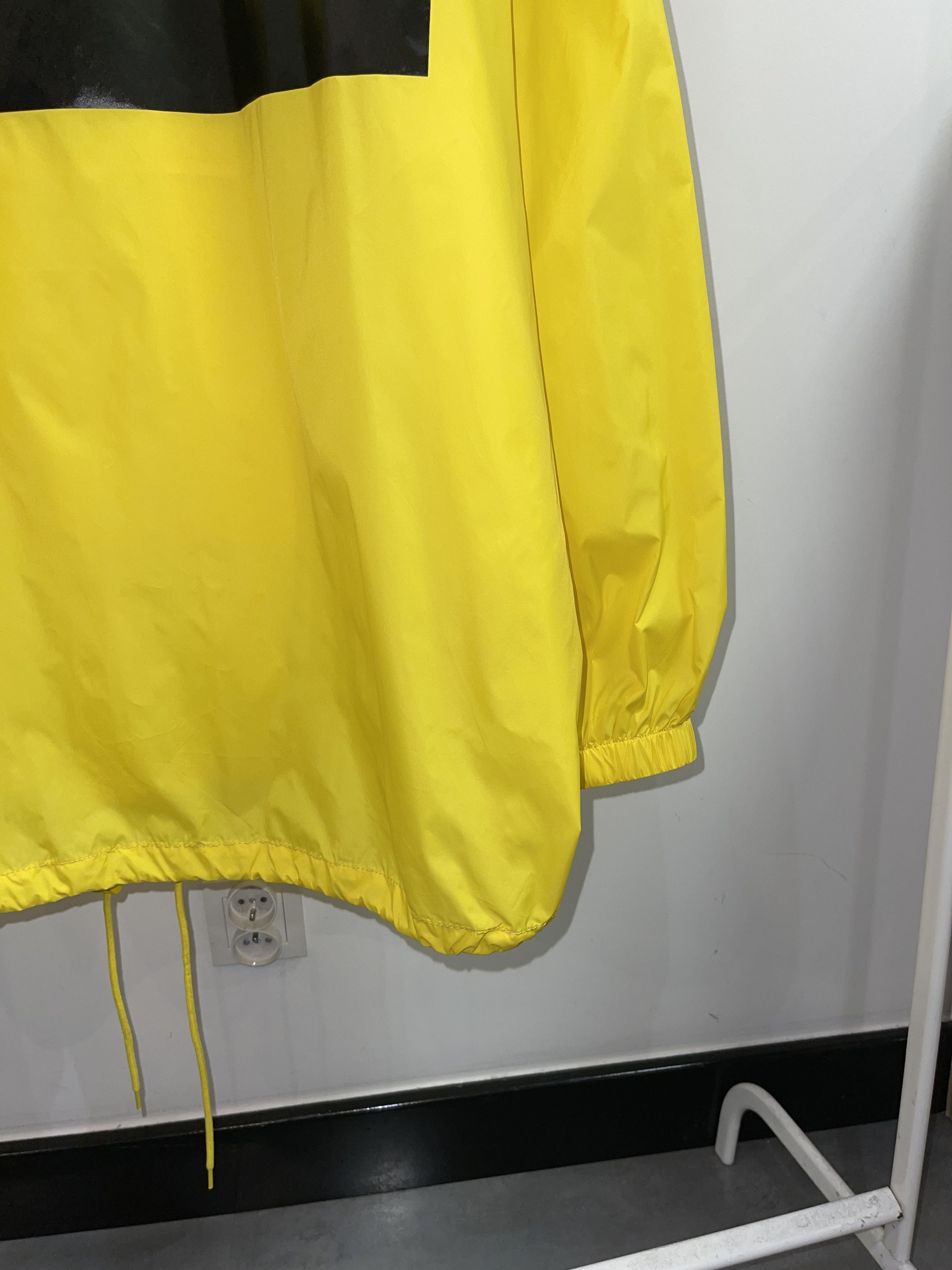 Calvin Klein × Calvin Klein 205W39NYC × Raf Simons DSWT! Calvin Klein Statement Logo Yellow Anorak Jacket Size US XL / EU 56 / 4 - 3 Thumbnail