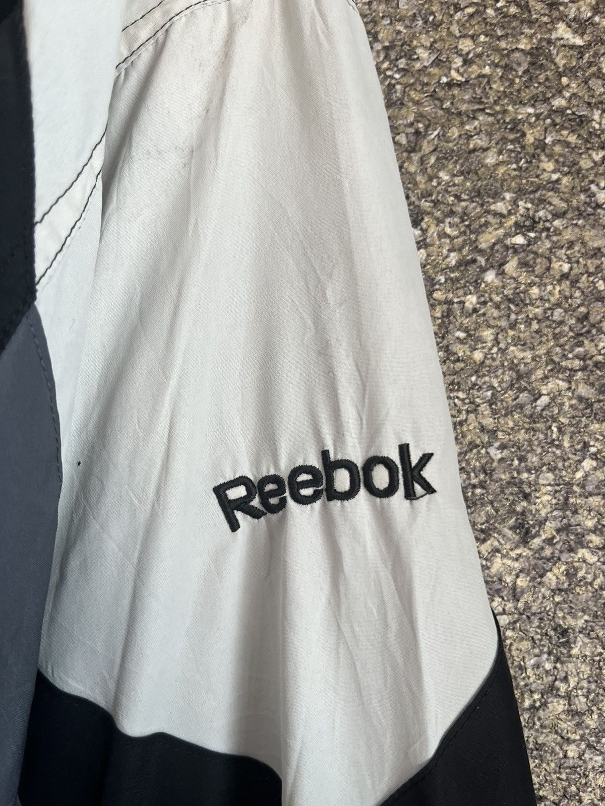 Vintage vintage NFL REEBOK Raiders jc1 Size US L / EU 52-54 / 3 - 6 Thumbnail