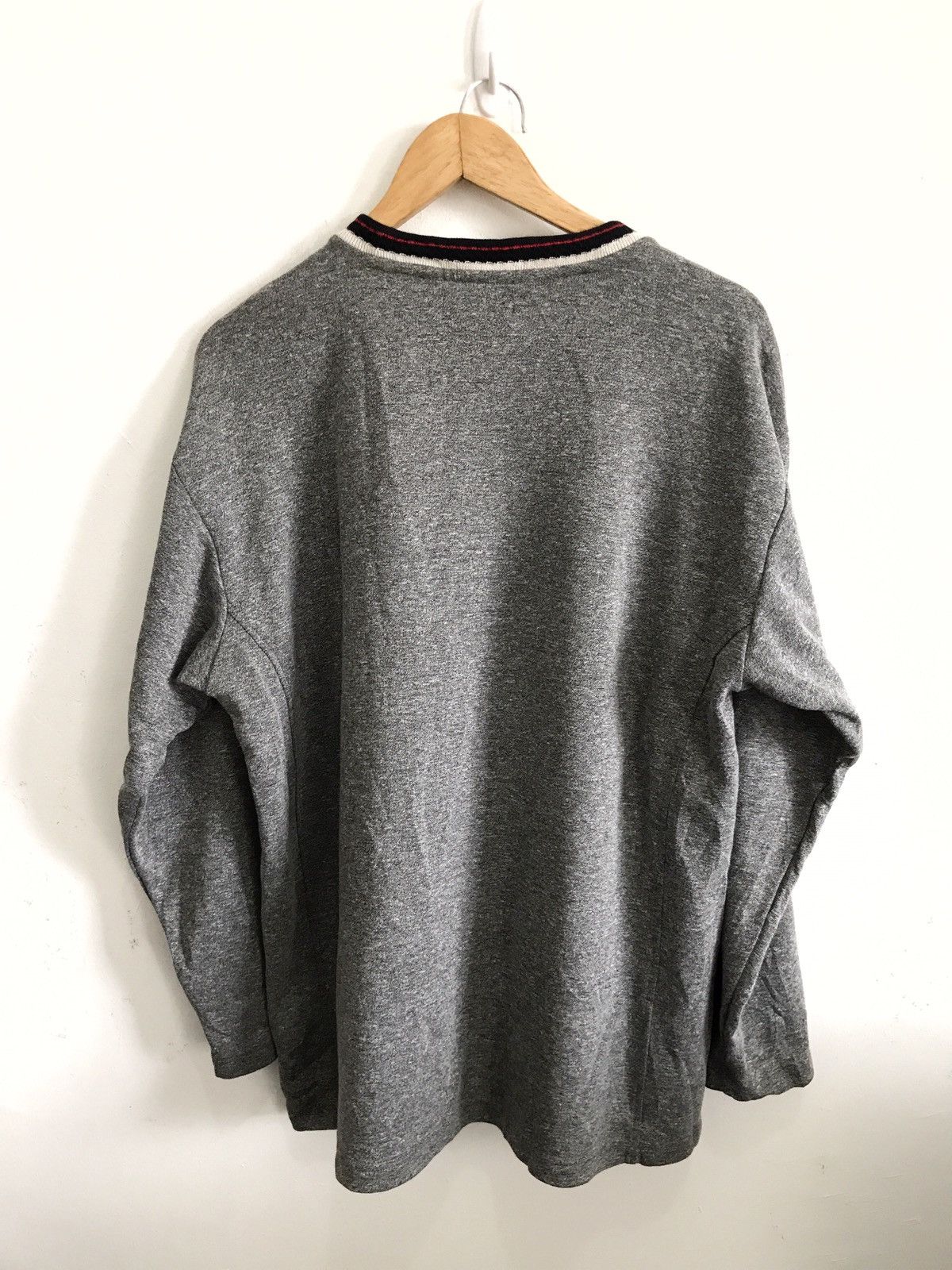 Fila Fila Front Spell Out Big Logo Crewneck Sweatshirt Size US L / EU 52-54 / 3 - 2 Thumbnail