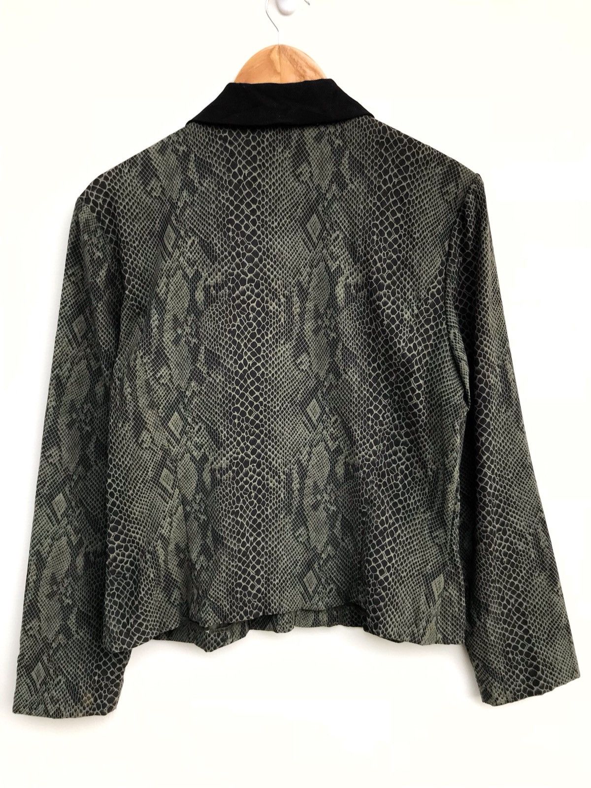 Designer × Japanese Brand Japanese Brand Courtenay Snake Lightweight Jacket Size US S / EU 44-46 / 1 - 2 Thumbnail