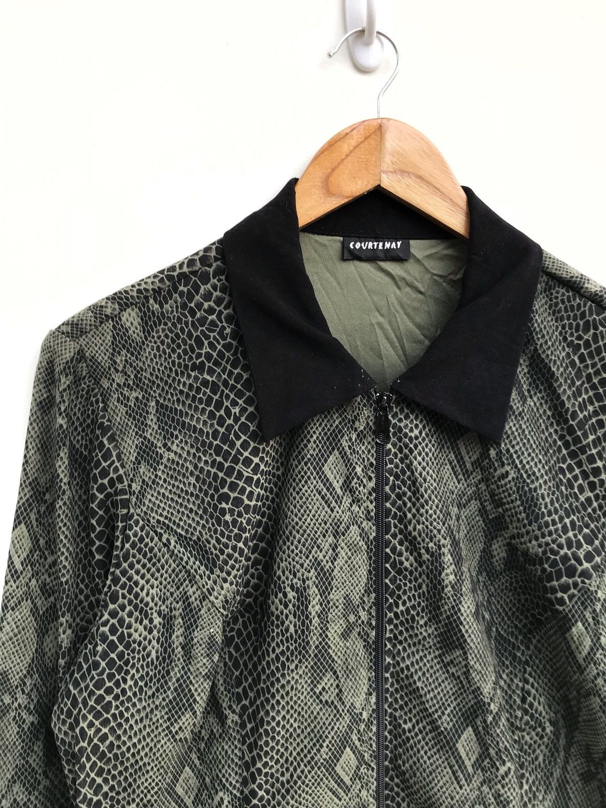 Designer × Japanese Brand Japanese Brand Courtenay Snake Lightweight Jacket Size US S / EU 44-46 / 1 - 3 Thumbnail