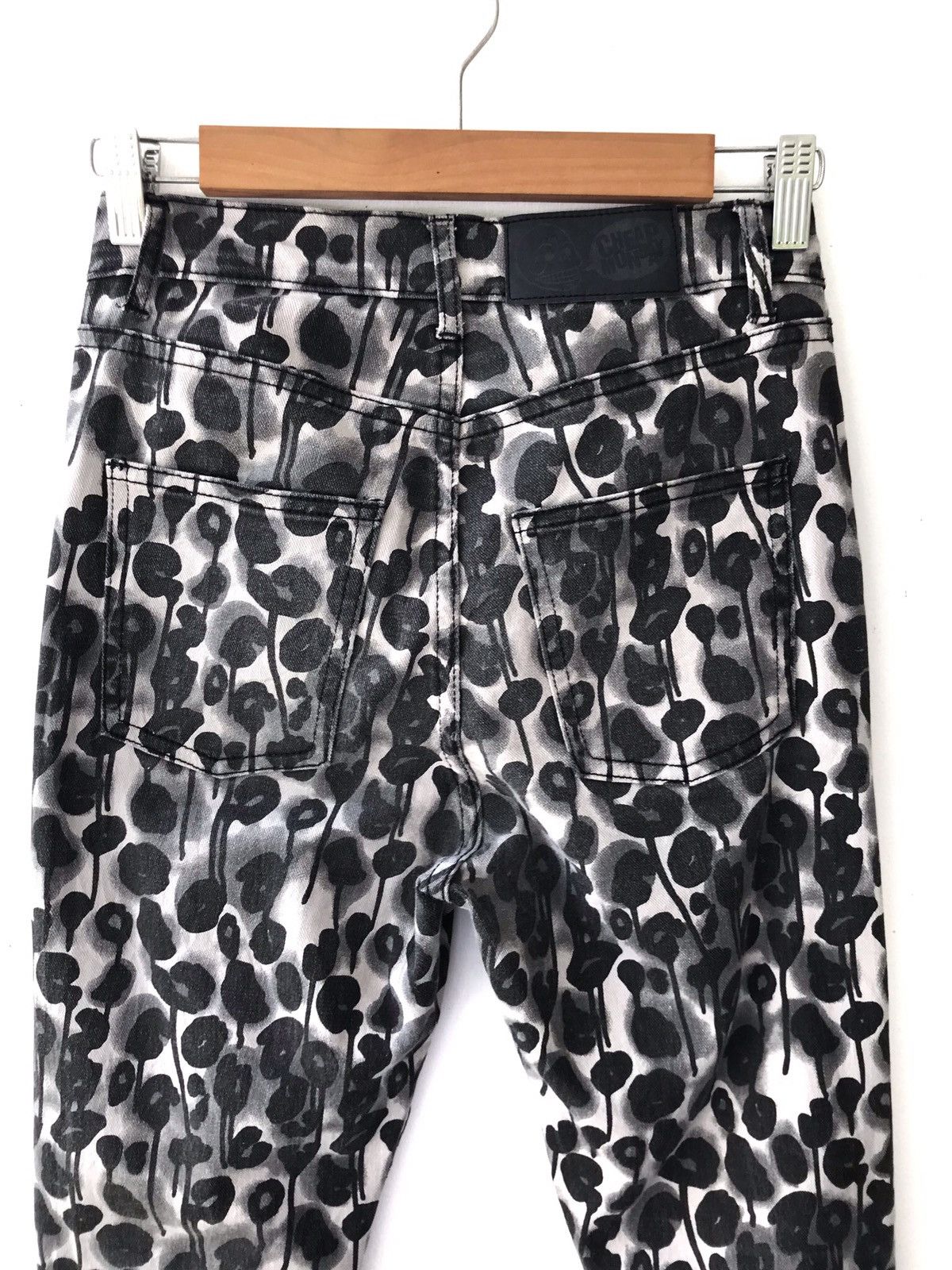 Cheap Monday CHEAP MONDAY All Over Print Skinny Jeans Size US 26 / EU 42 - 5 Thumbnail