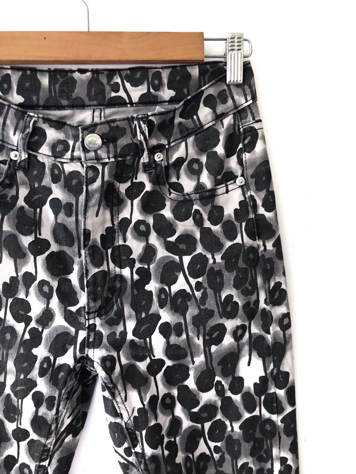 Cheap Monday CHEAP MONDAY All Over Print Skinny Jeans Size US 26 / EU 42 - 4 Thumbnail
