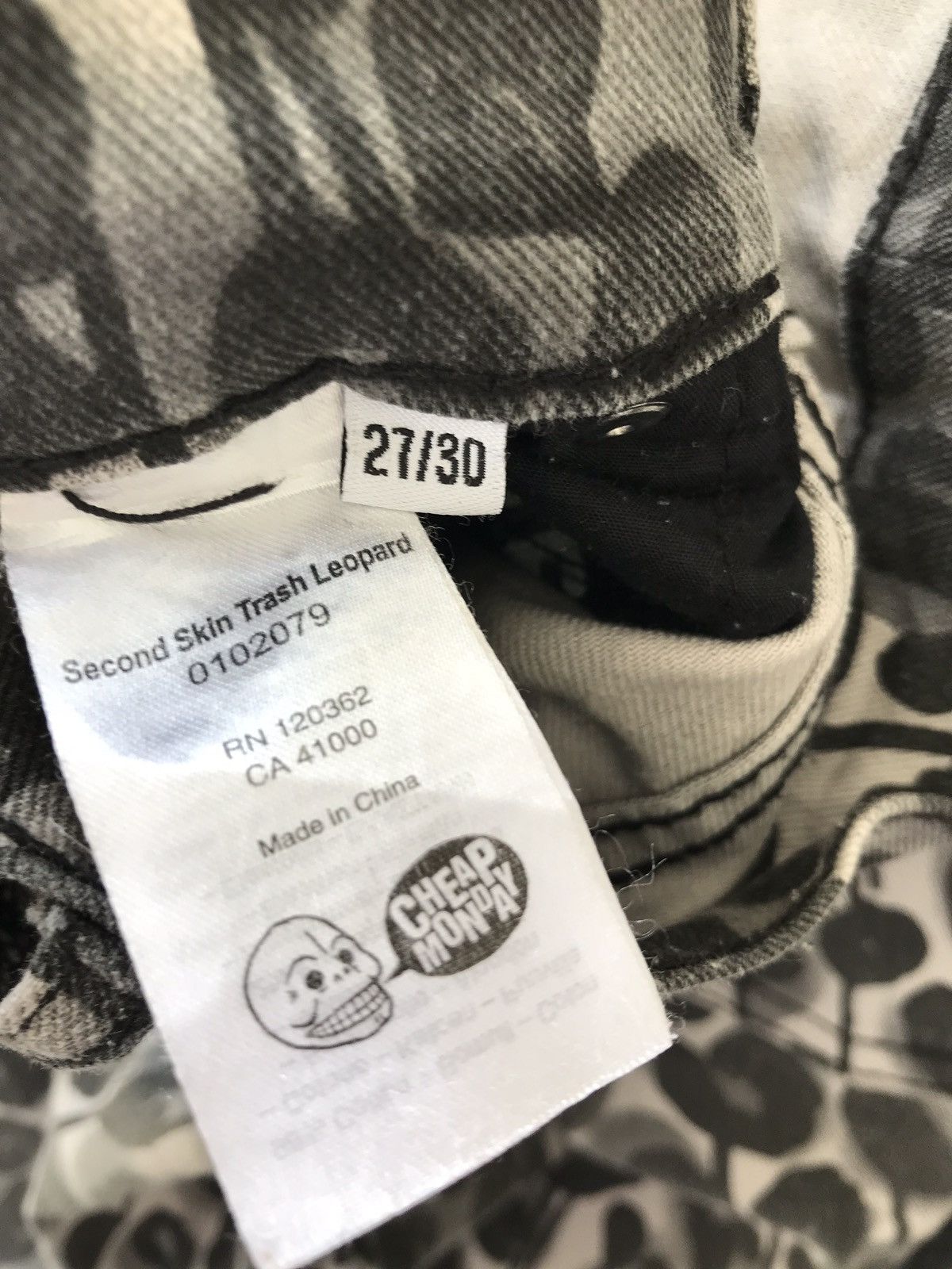 Cheap Monday CHEAP MONDAY All Over Print Skinny Jeans Size US 26 / EU 42 - 9 Thumbnail