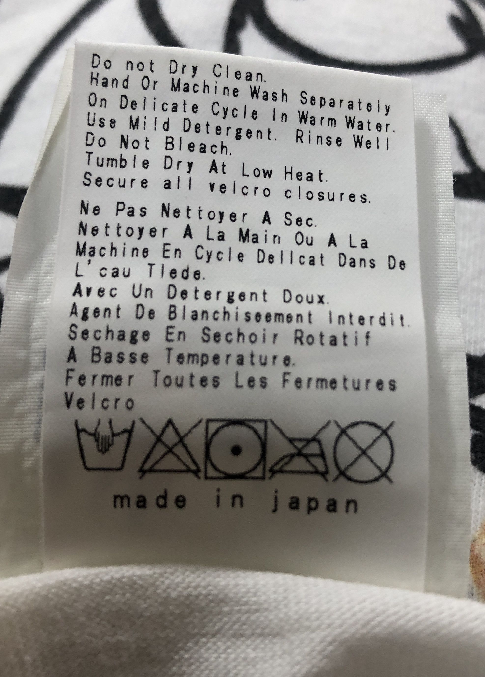 Japanese Brand graphic t-shirt tee 29376 - 877 108 Size US L / EU 52-54 / 3 - 5 Thumbnail