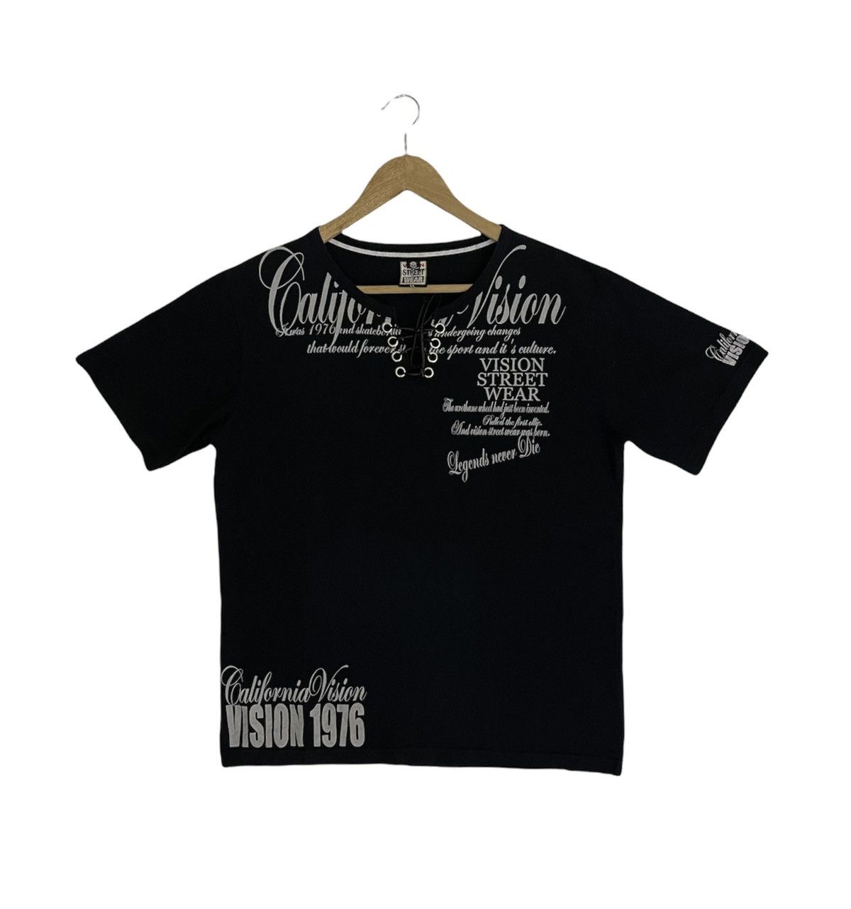 Vision Streetwear Vision Streetwear T Shirt streetwear skateboard Size US L / EU 52-54 / 3 - 1 Thumbnail