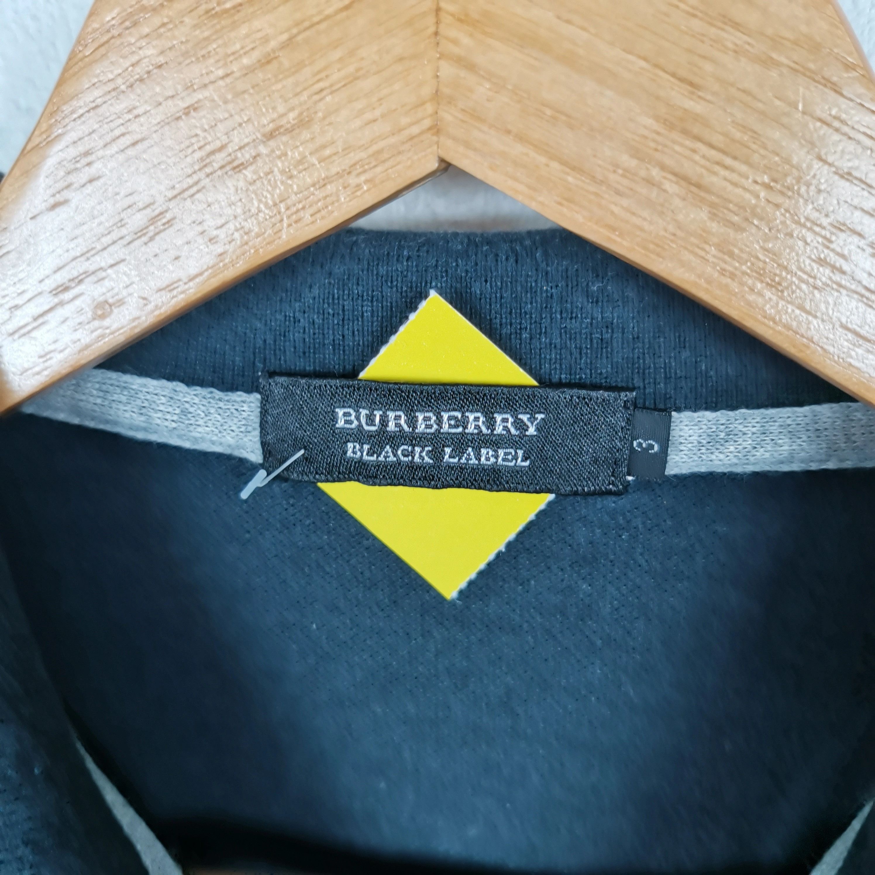 Burberry Vintage Burberry T Shirt Vintage Burberrys 56789 Size US M / EU 48-50 / 2 - 5 Thumbnail