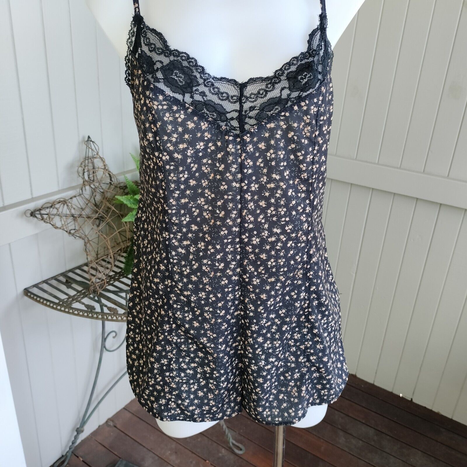 Designer × MINKPINK Minkpink Playsuit Romper Black Floral Lace Ditsy Crepe Boho Size 27" / US 4 / IT 40 - 6 Thumbnail