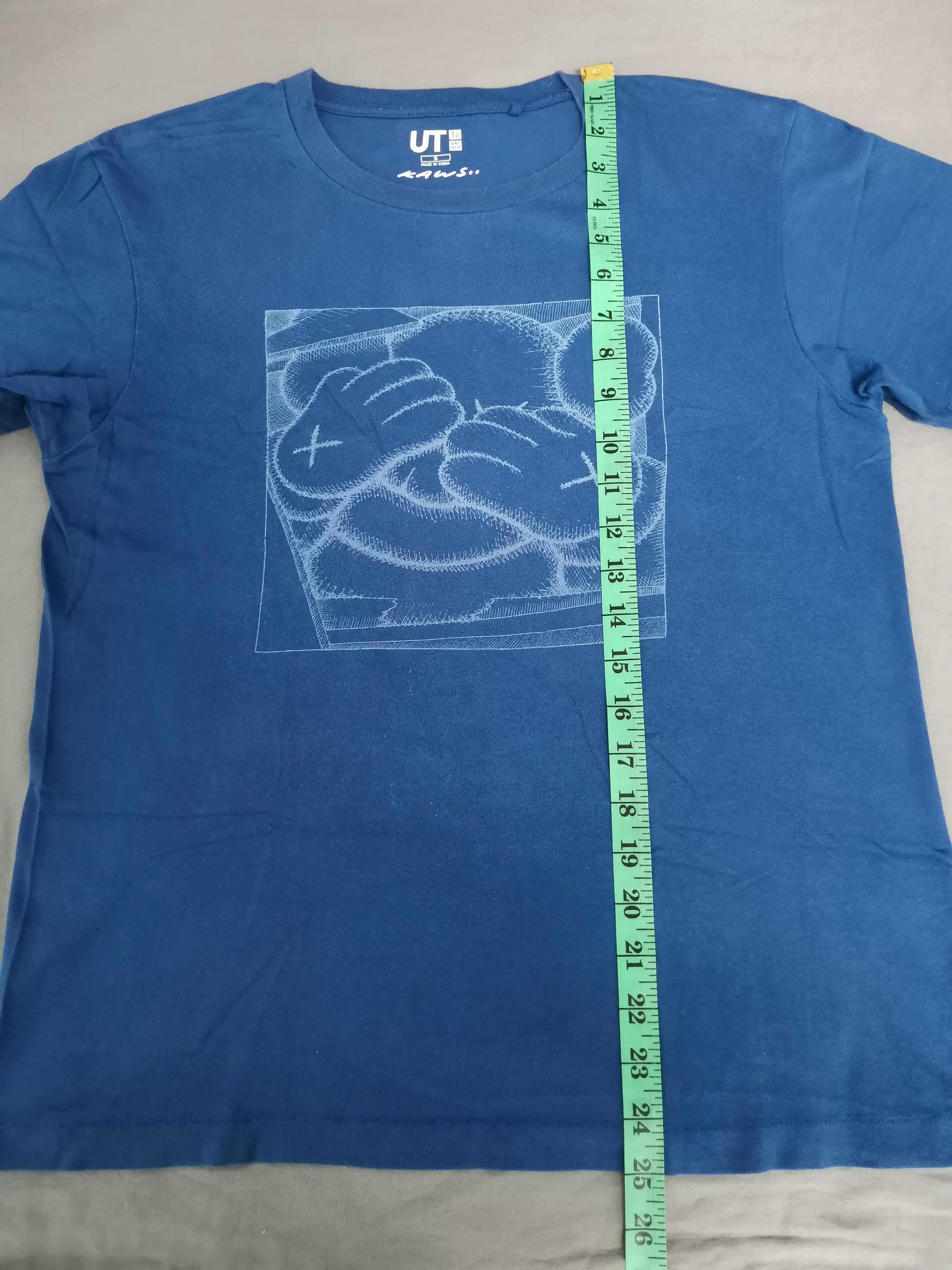Kaws Kaws Japan Designer Tee OriginalFake Big Logo Bearbrick Size US M / EU 48-50 / 2 - 3 Thumbnail