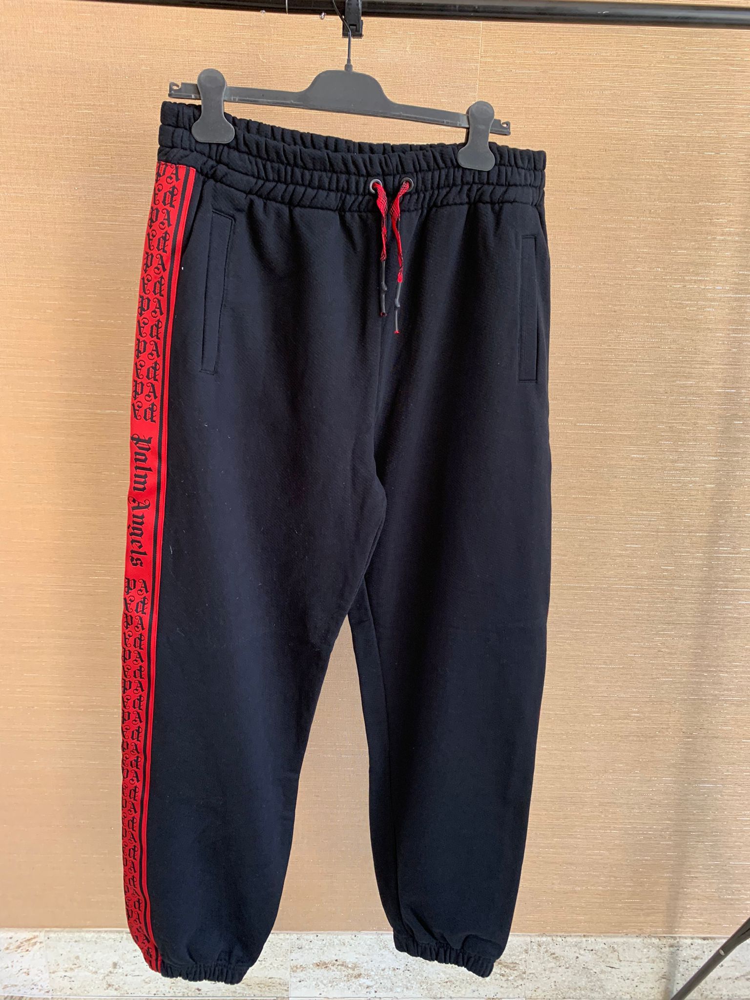 Palm Angels o1rshd1 Side Tape Logo Jogger Pants / Sweat Pants in Black Size US 38 / EU 54 - 2 Thumbnail