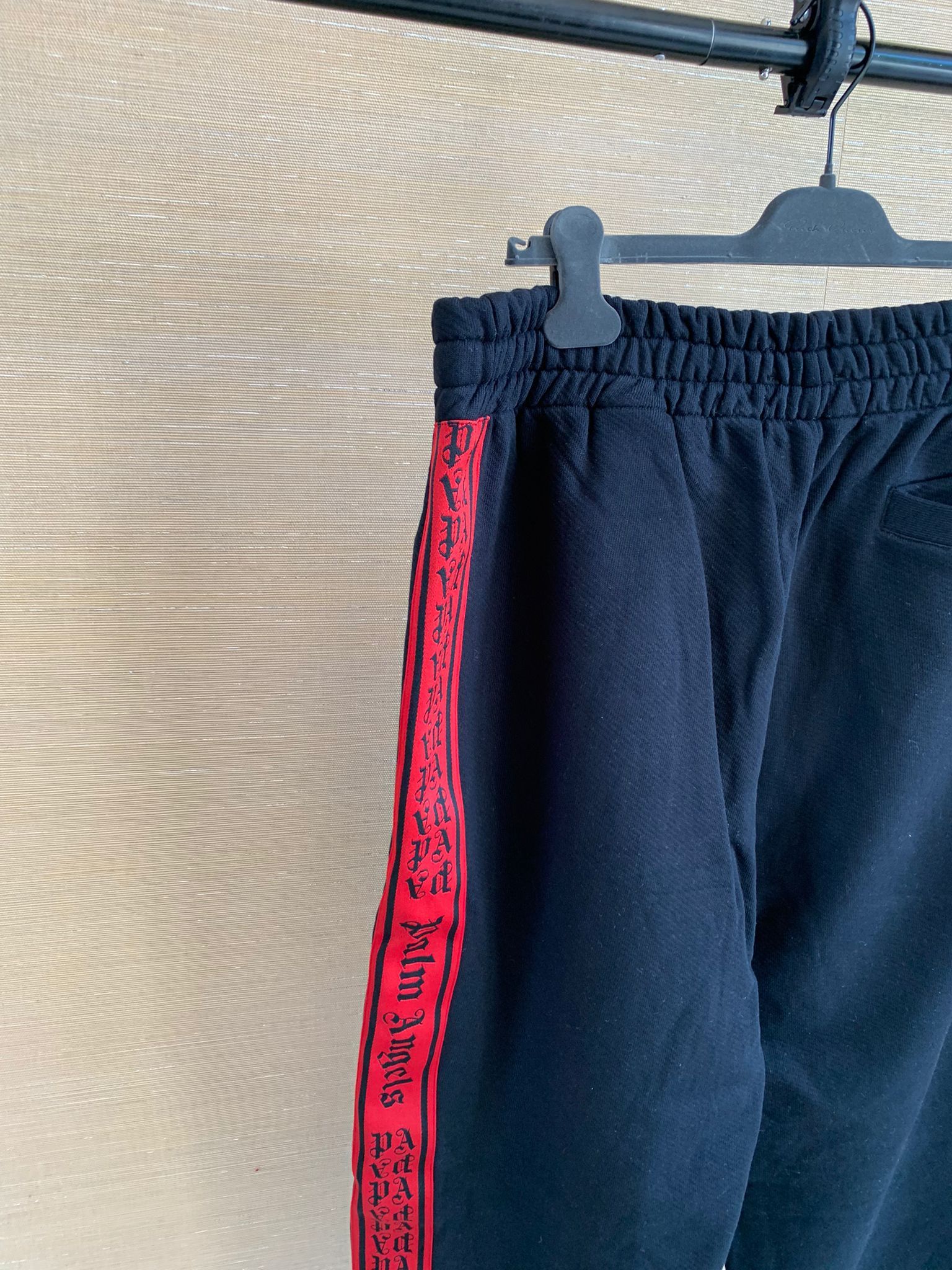 Palm Angels o1rshd1 Side Tape Logo Jogger Pants / Sweat Pants in Black Size US 38 / EU 54 - 13 Thumbnail