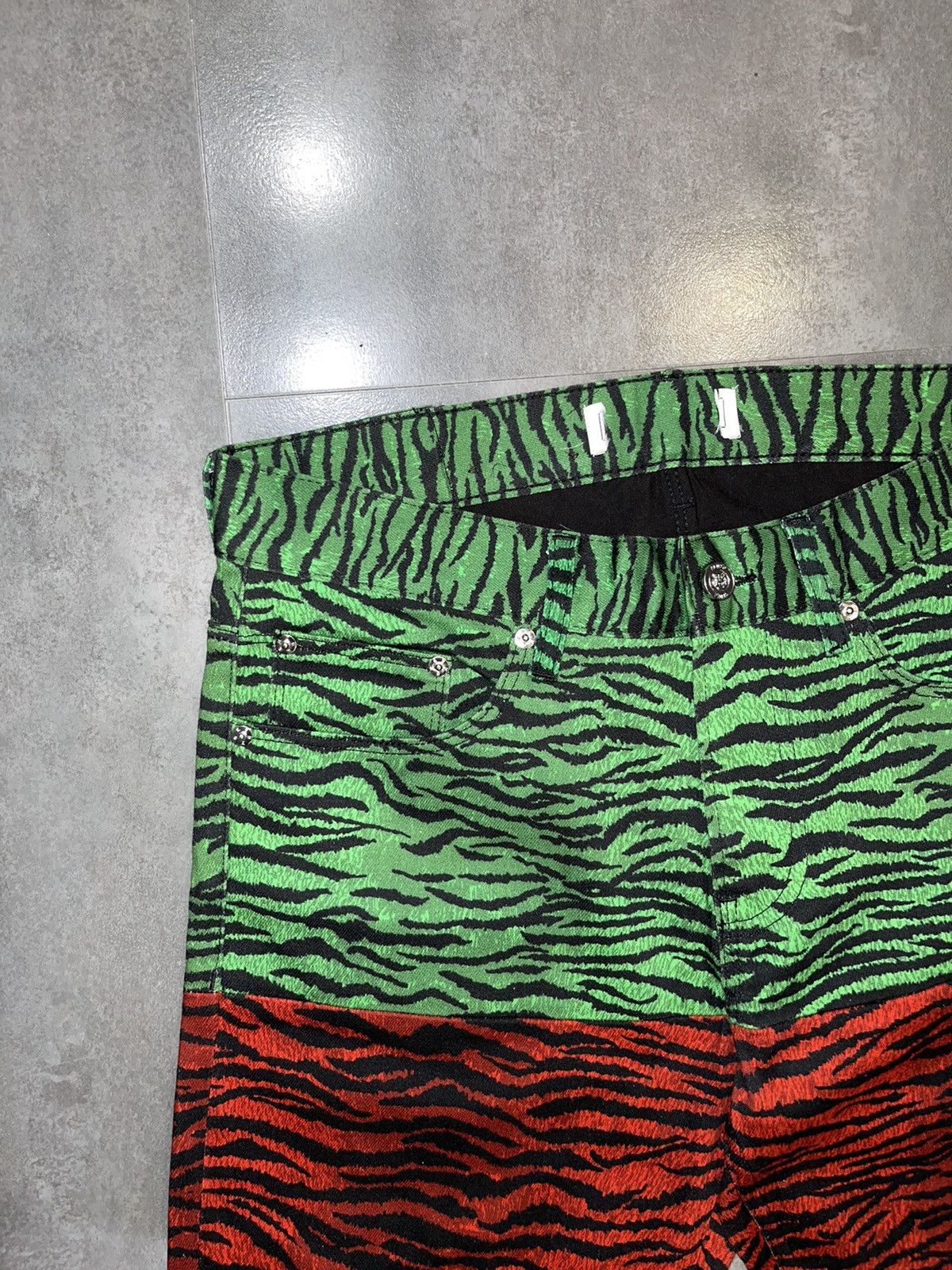 Kenzo FW16 Kenzo Jungle All Over Printed Multicolor Denim Pants Size US 30 / EU 46 - 11 Thumbnail