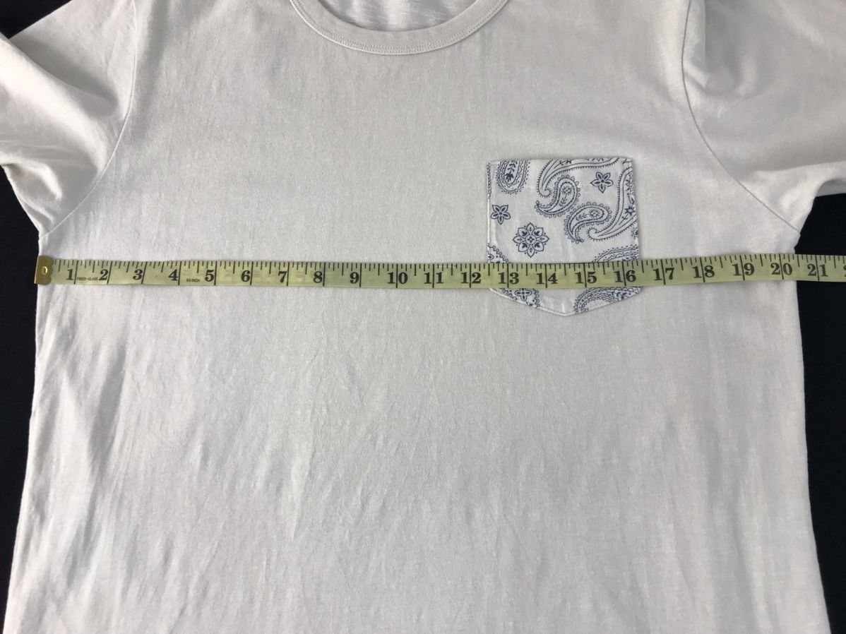 Uniqlo Uniqlo Singgle Pocket Paisley Art design Tee Size US M / EU 48-50 / 2 - 8 Thumbnail
