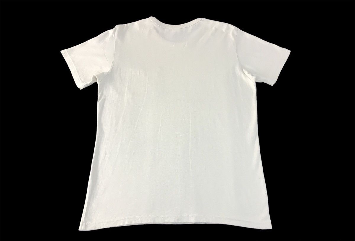 Uniqlo Uniqlo Singgle Pocket Paisley Art design Tee Size US M / EU 48-50 / 2 - 2 Thumbnail