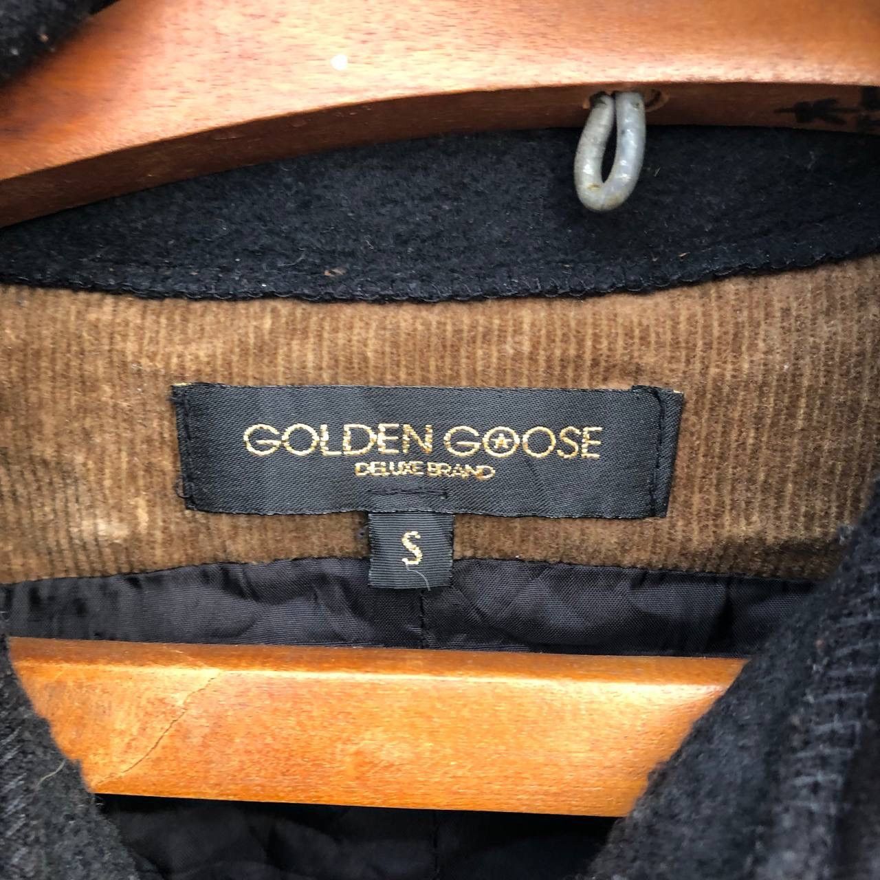 Golden Goose VINTAGE GOLDEN GOOSE CORDUROY JACKET WITH HOODIE Size US S / EU 44-46 / 1 - 6 Thumbnail
