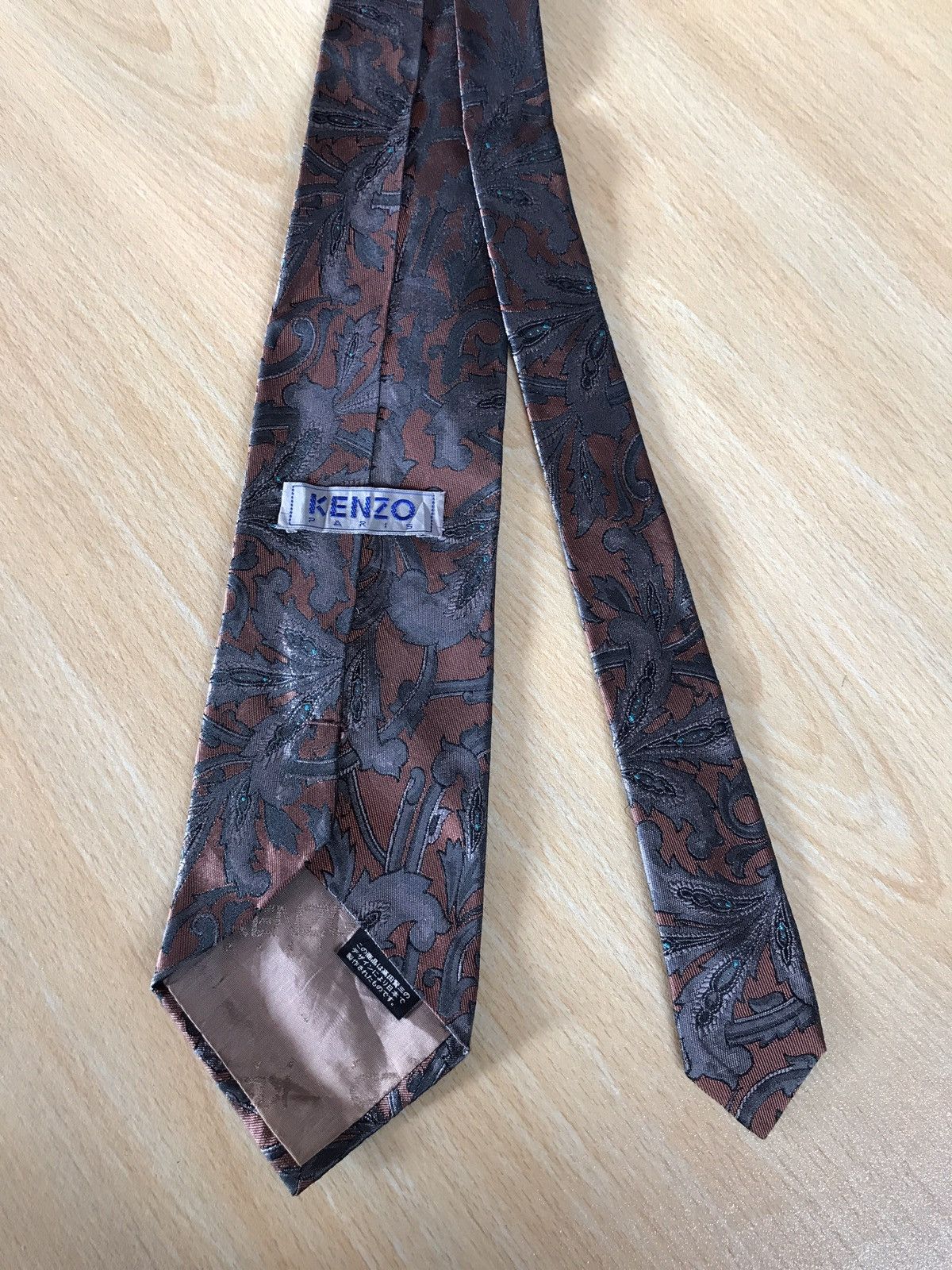 kenzo tie clip