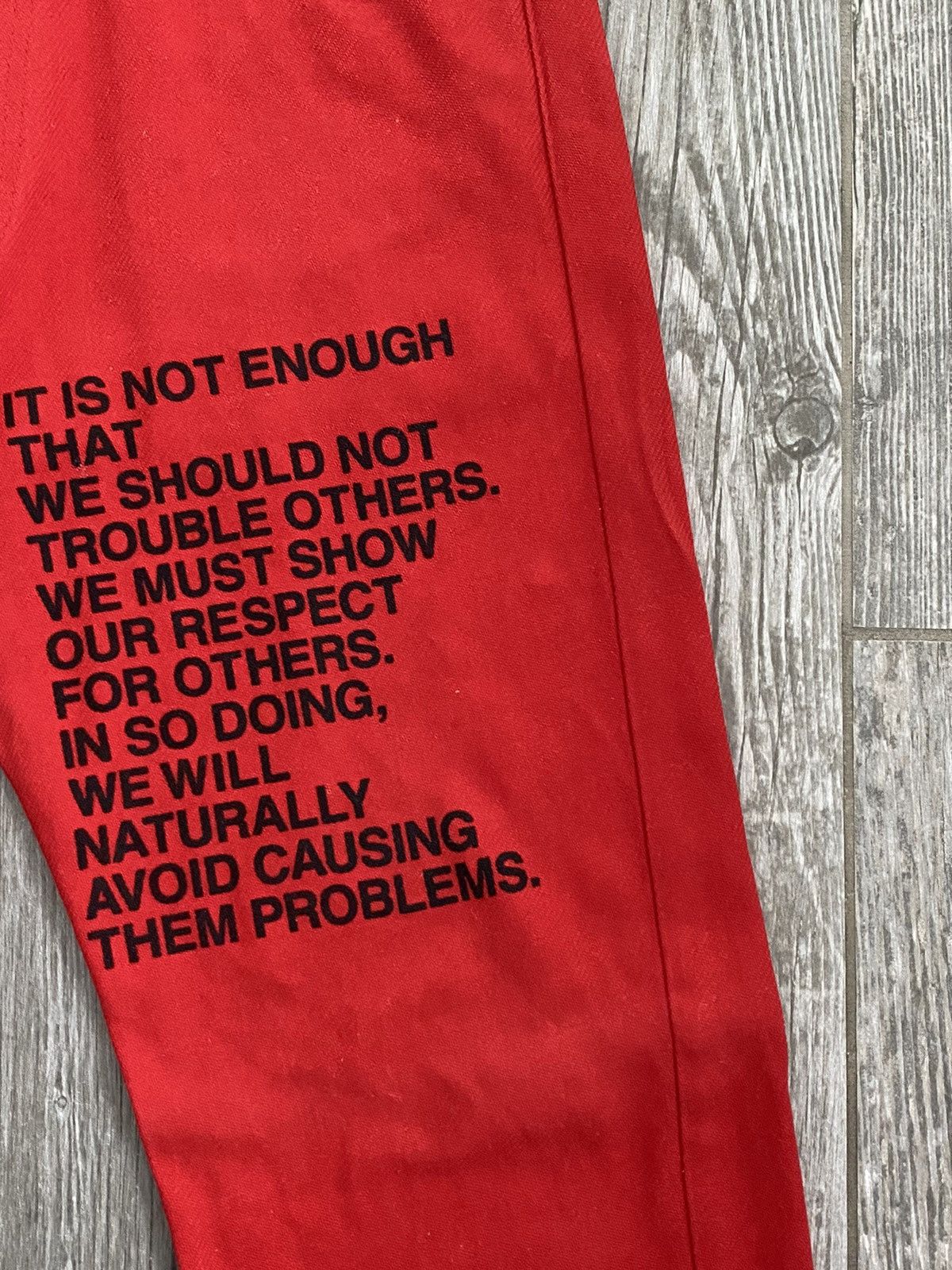 Comme des Garcons AD2001 Junya Watanabe Poem Red & Black Levi’s Denim Pants Size US 33 - 7 Thumbnail