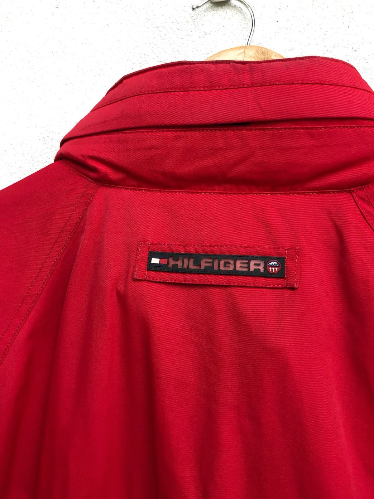 Tommy Hilfiger Tommy Hilfiger Red Zipper Jacket Armpit 25”x35” Size US M / EU 48-50 / 2 - 9 Thumbnail