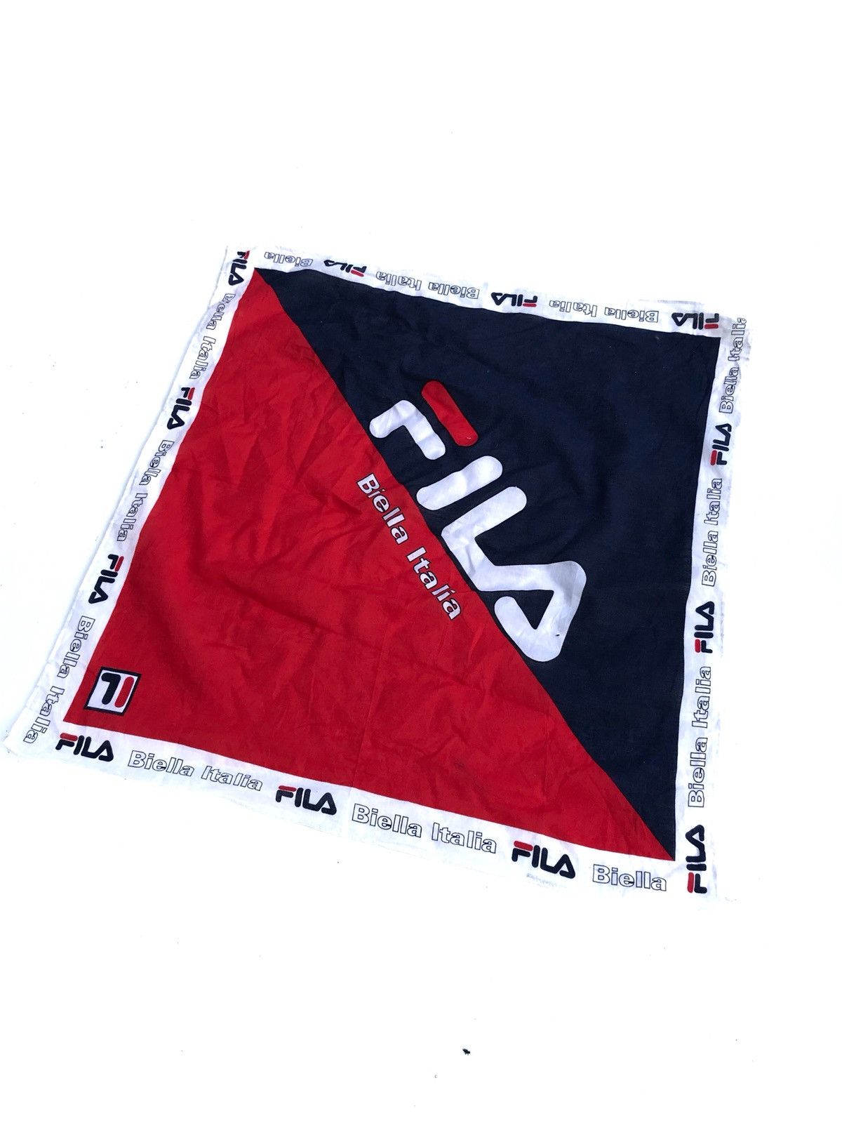 Fila Vintage Fila Big Logo Handkerchief Size ONE SIZE - 1 Thumbnail