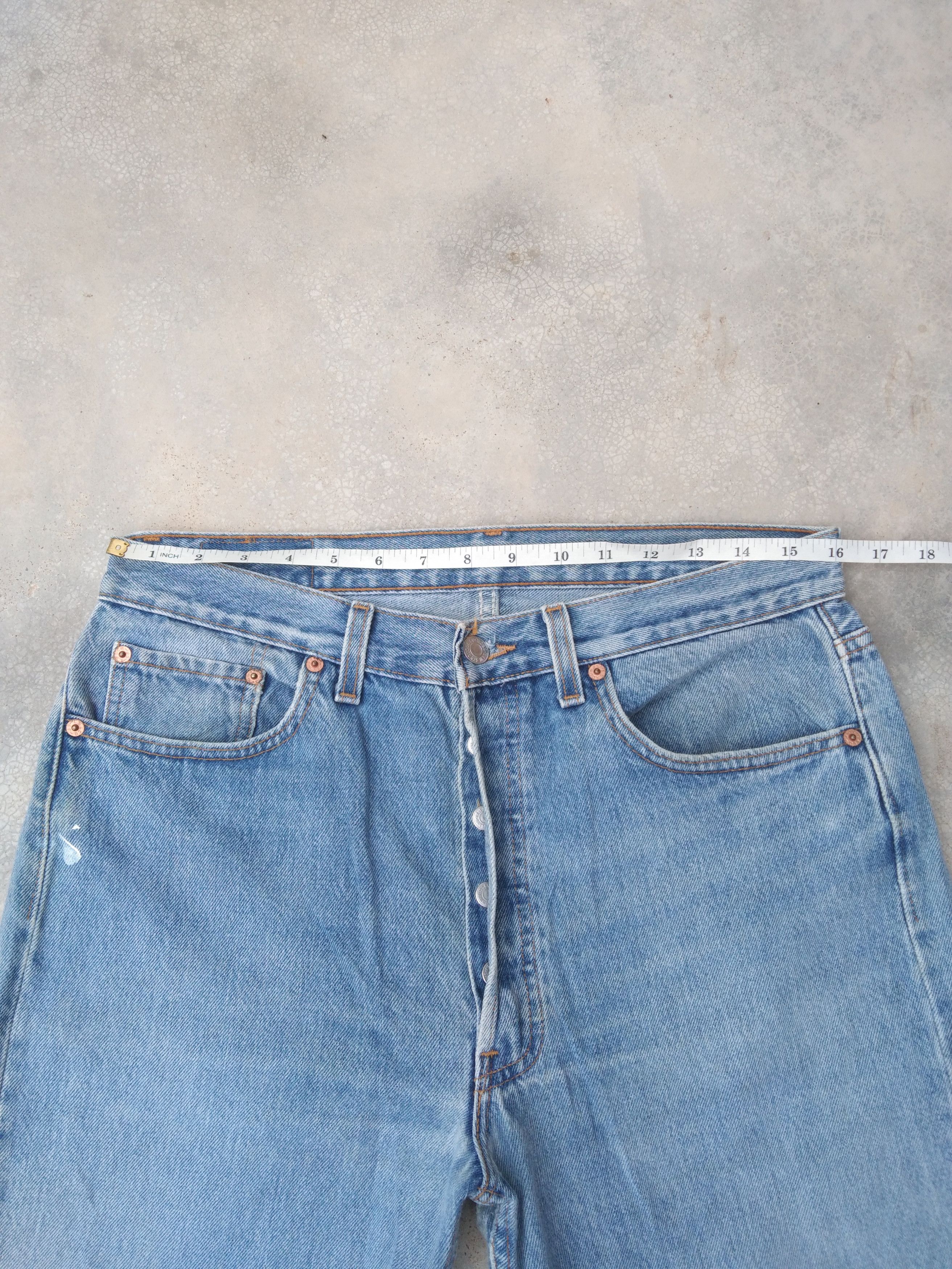 Levi's × Vintage 90s Vintage Levis 501 Made In USA Distressed Jeans 32x30 Size US 32 / EU 48 - 7 Thumbnail