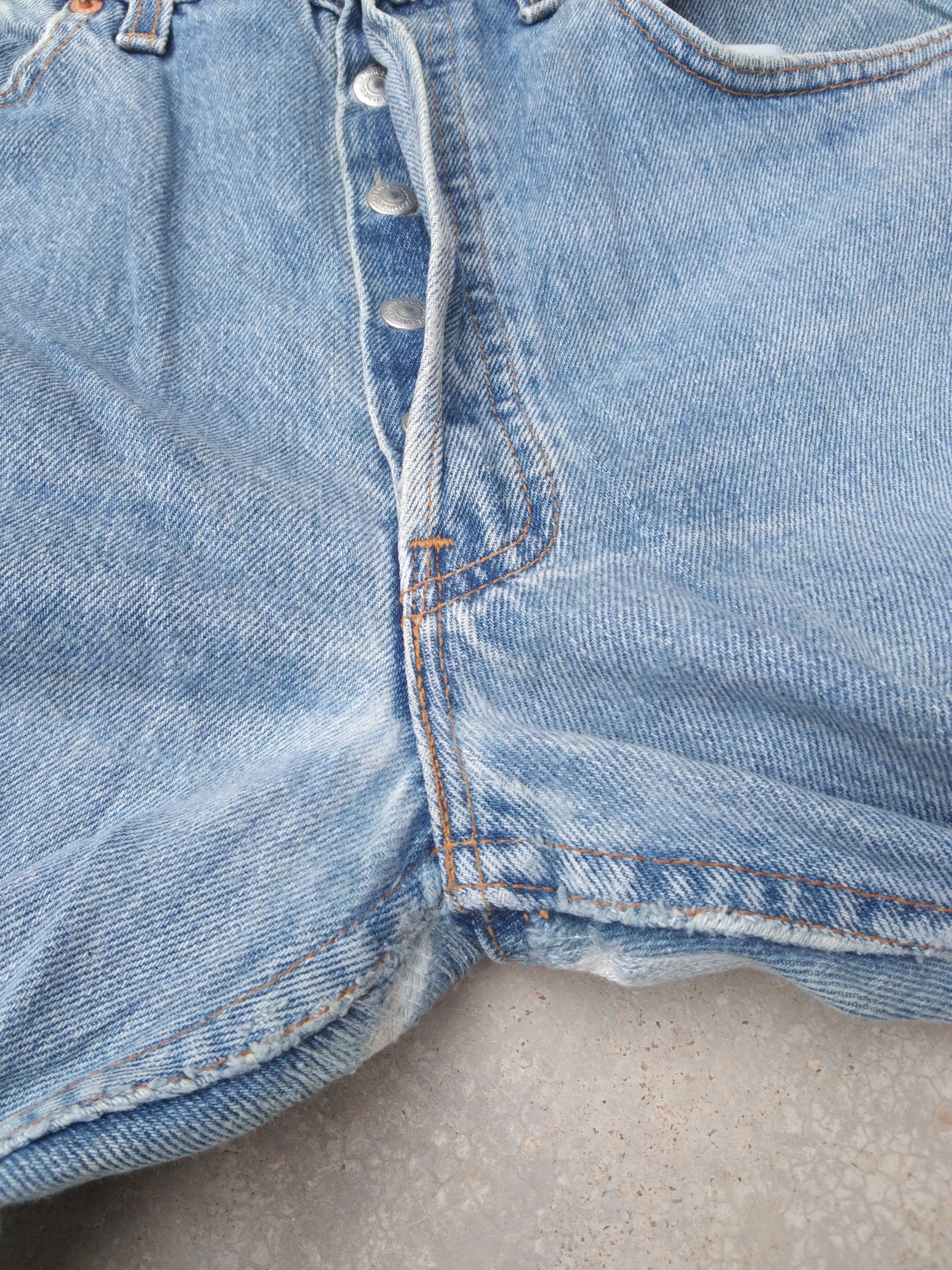 Levi's × Vintage 90s Vintage Levis 501 Made In USA Distressed Jeans 32x30 Size US 32 / EU 48 - 6 Thumbnail