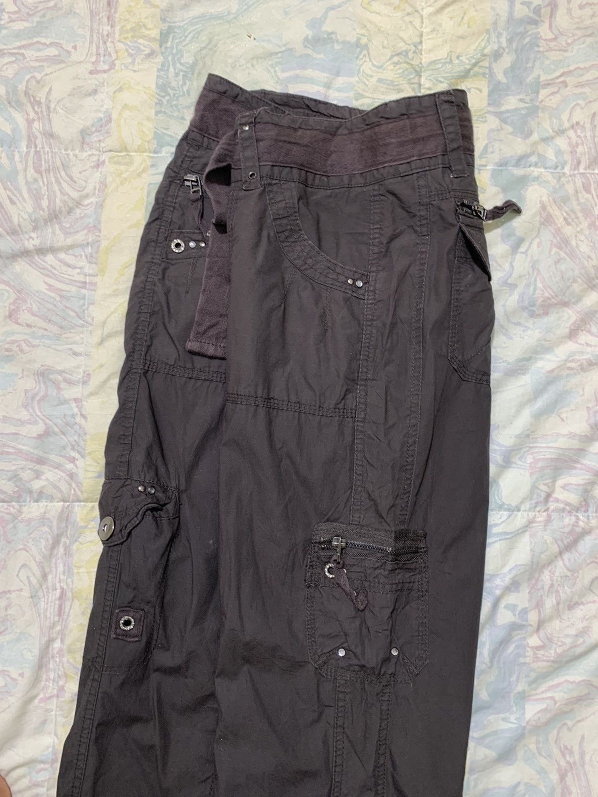 Japanese Brand Japanese brand woman tactical multipocket cargo pants Size US 29 - 6 Thumbnail