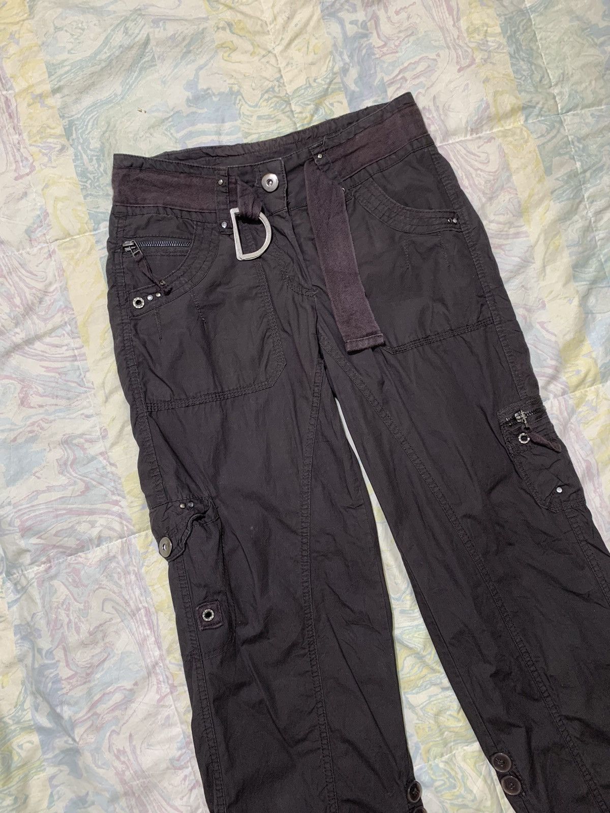 Japanese Brand Japanese brand woman tactical multipocket cargo pants Size US 29 - 2 Thumbnail