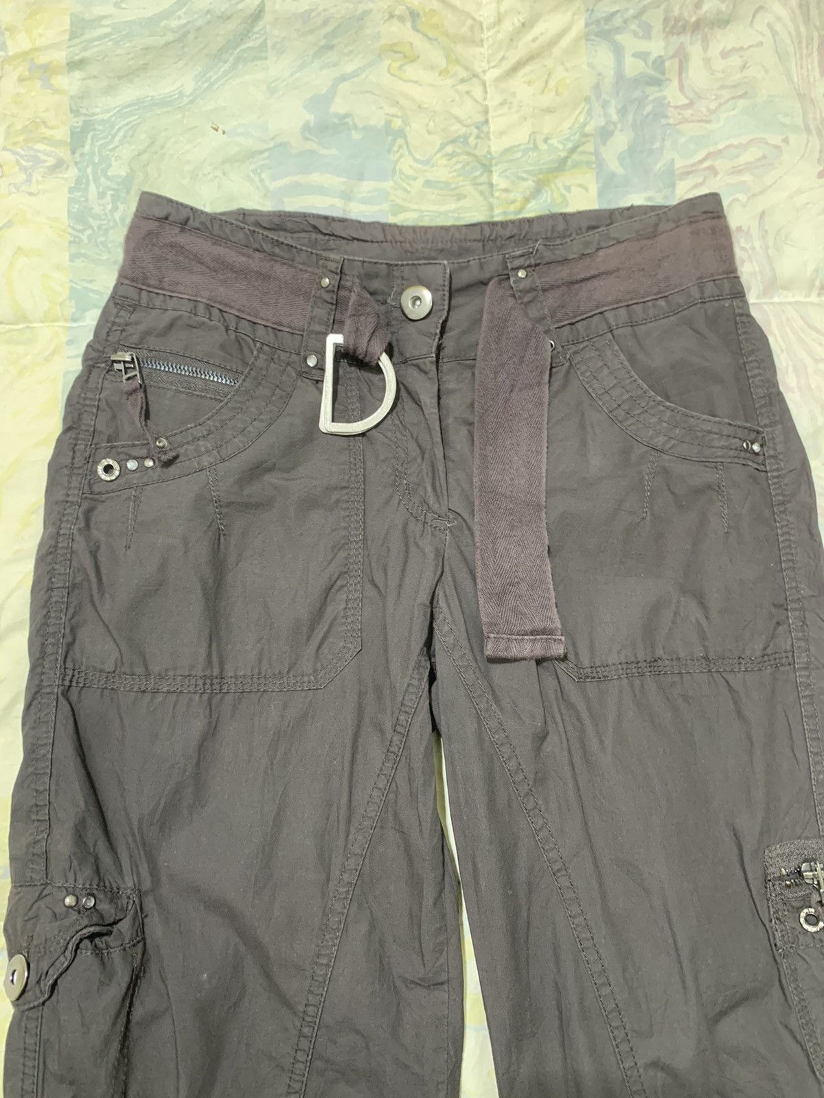 Japanese Brand Japanese brand woman tactical multipocket cargo pants Size US 29 - 10 Thumbnail