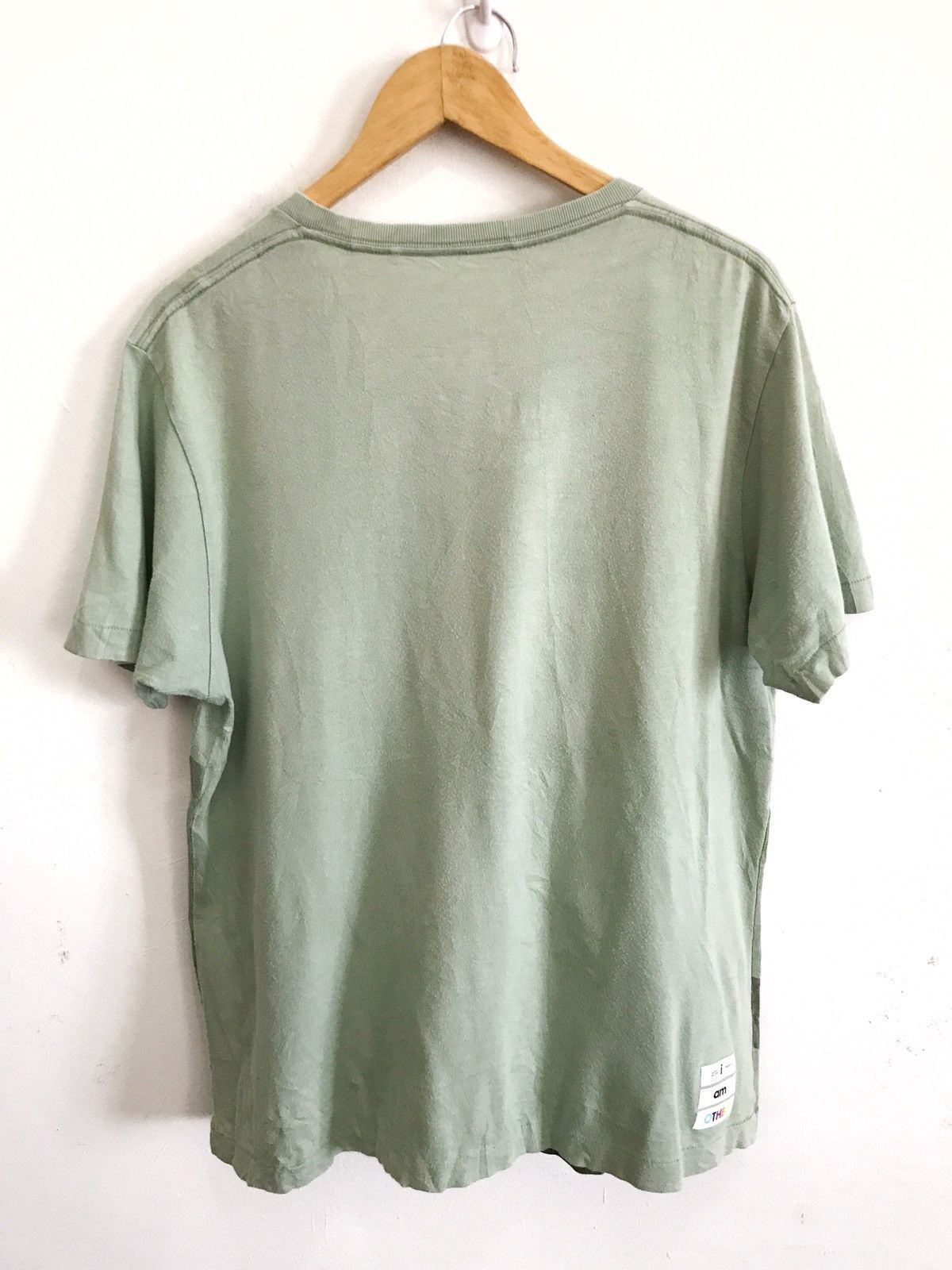 Pharrell × Uniqlo Pharrell Williams X Uniqlo I Am Other T-Shirts Size US L / EU 52-54 / 3 - 3 Thumbnail